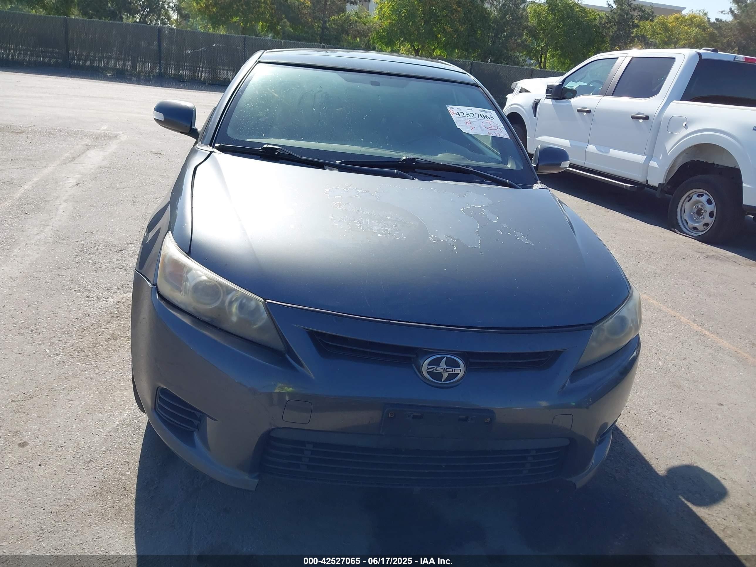 2012 Scion Tc   Gray vin: JTKJF5C78C3030206