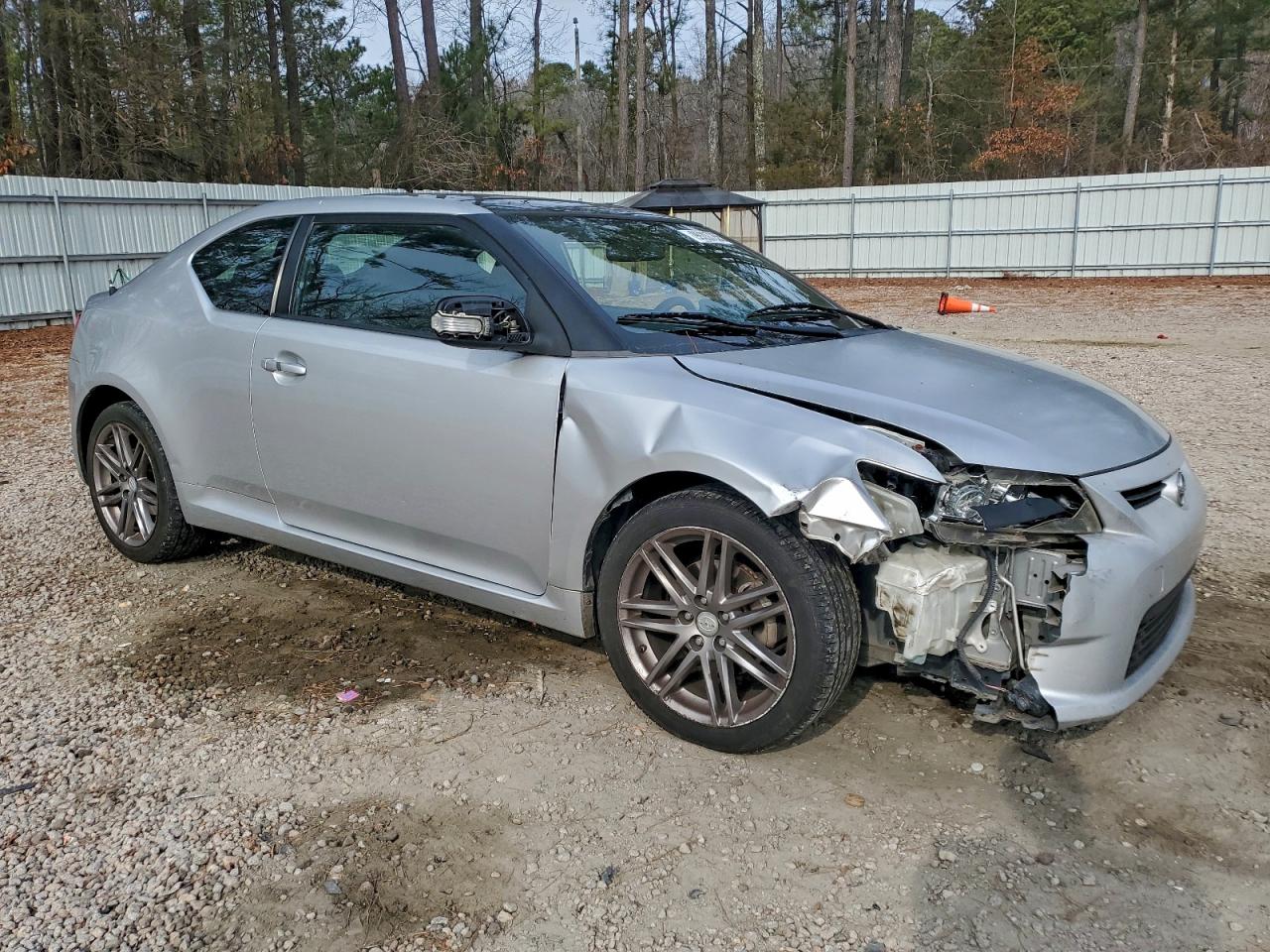 2011 Toyota Scion Tc Silver vin: JTKJF5C7XB3002292
