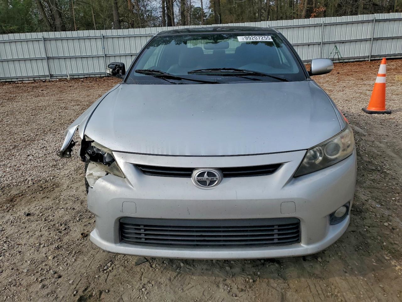 2011 Toyota Scion Tc Silver vin: JTKJF5C7XB3002292