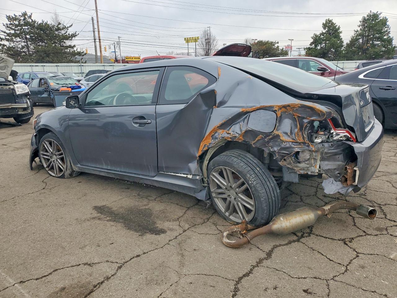 2011 Toyota Scion Tc Gray vin: JTKJF5C7XB3004558