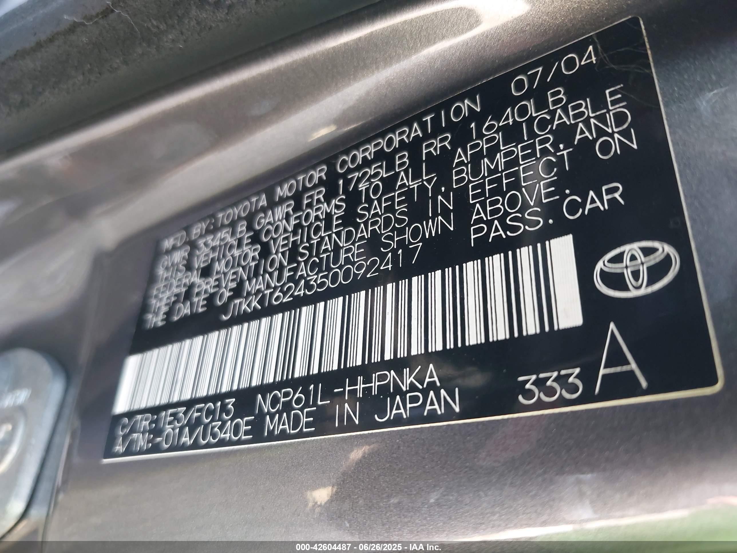 2005 Scion Xa   Gray vin: JTKKT624350092417