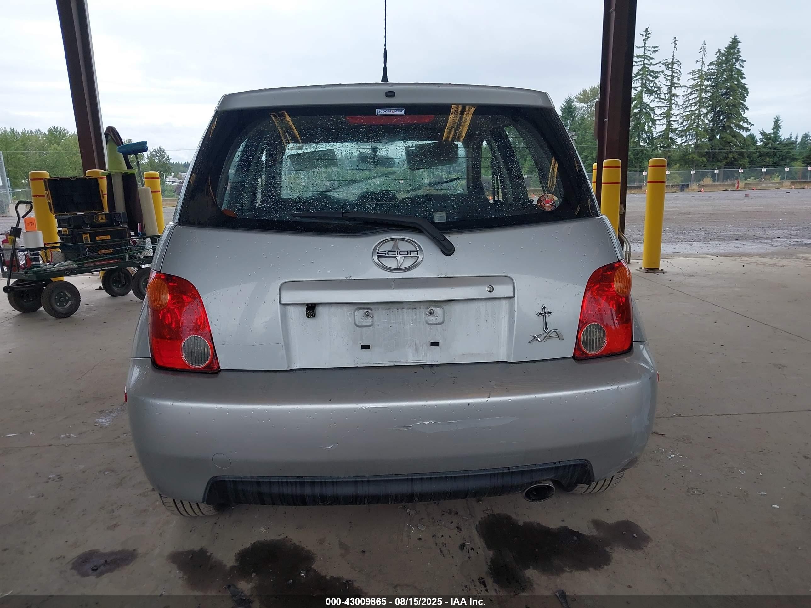 2005 Scion Xa   Silver vin: JTKKT624350095320