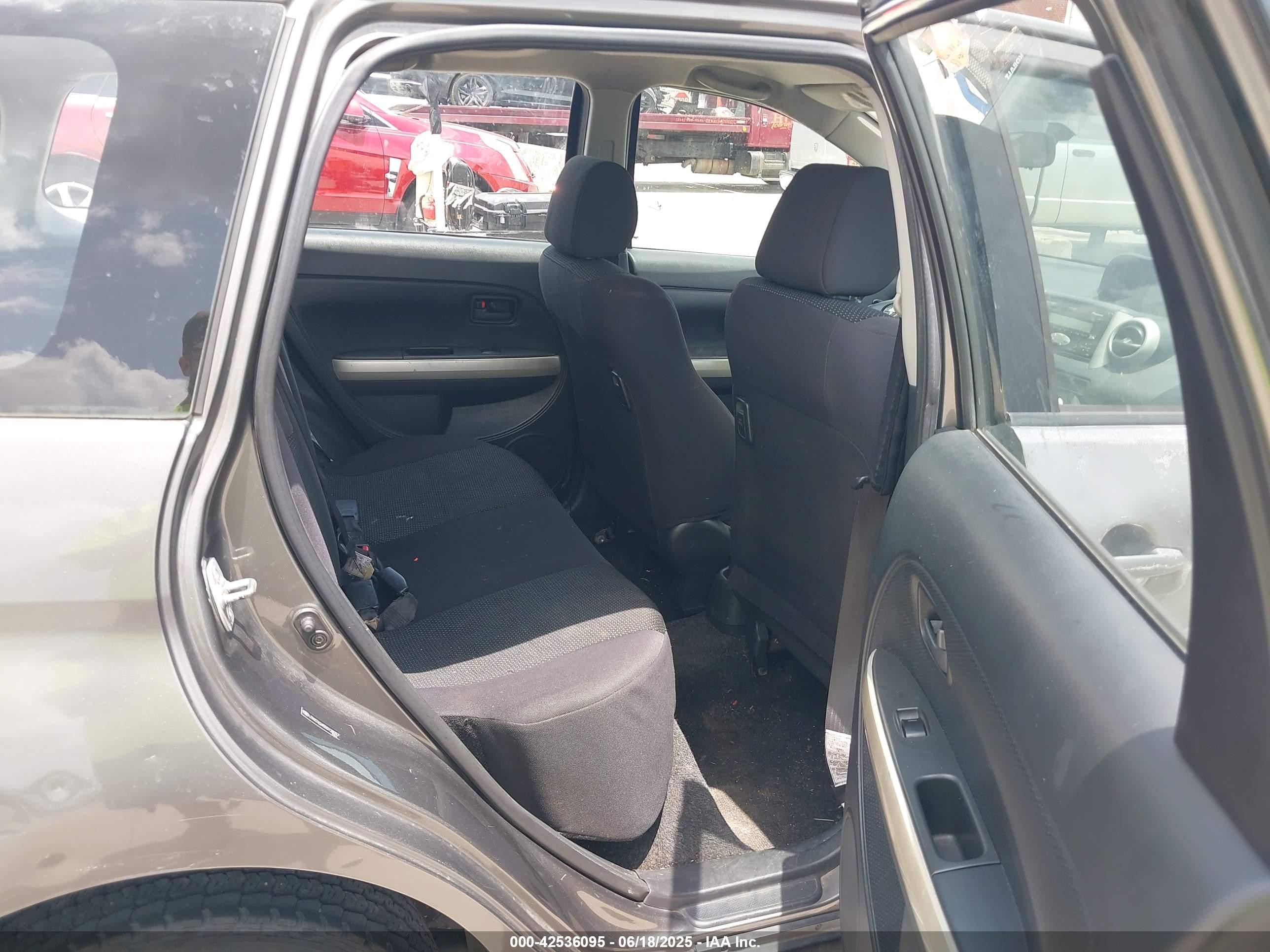 2005 Scion Xa   Gray vin: JTKKT624550128057