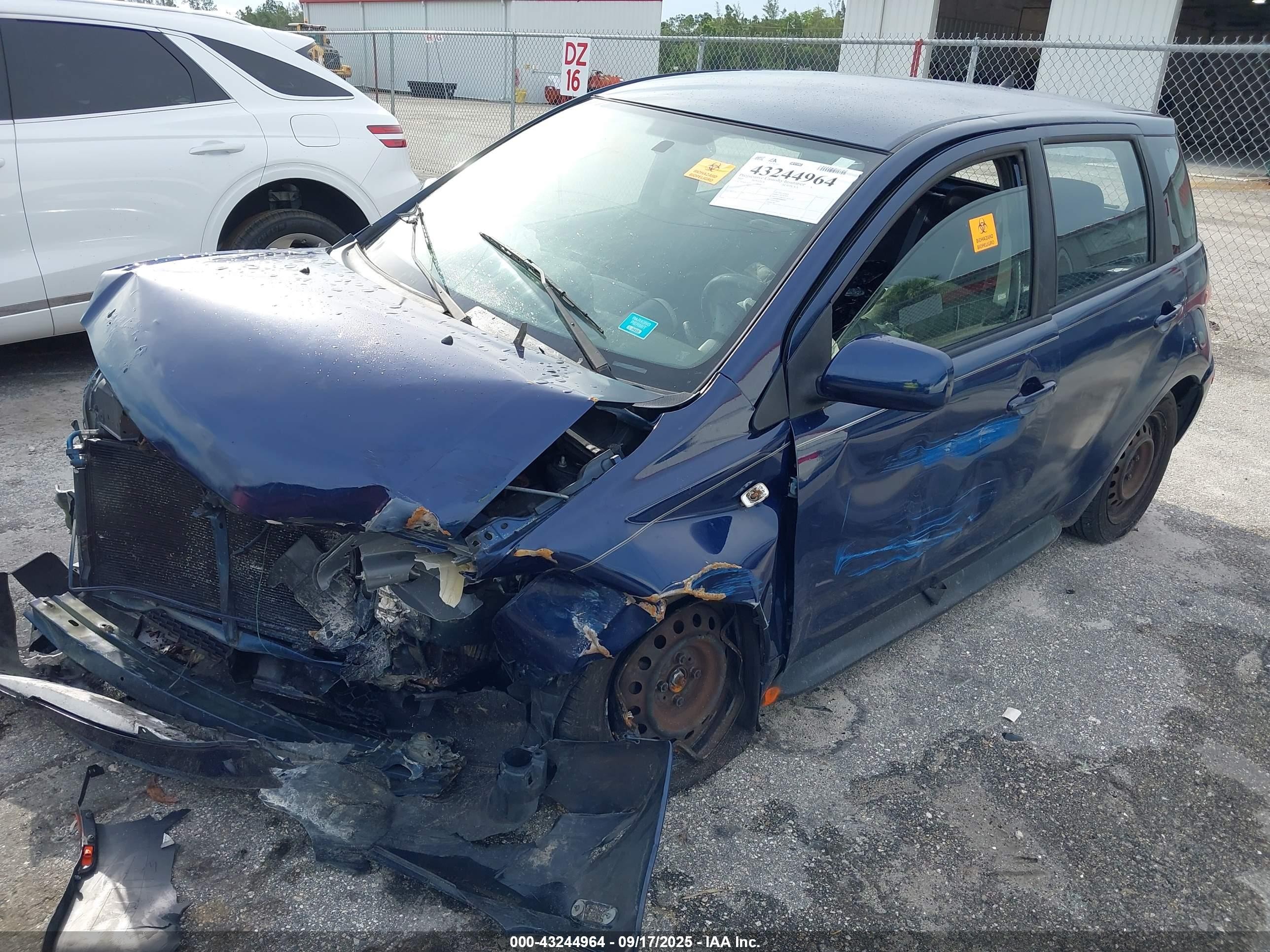 2005 Scion Xa   Blue vin: JTKKT624650114099