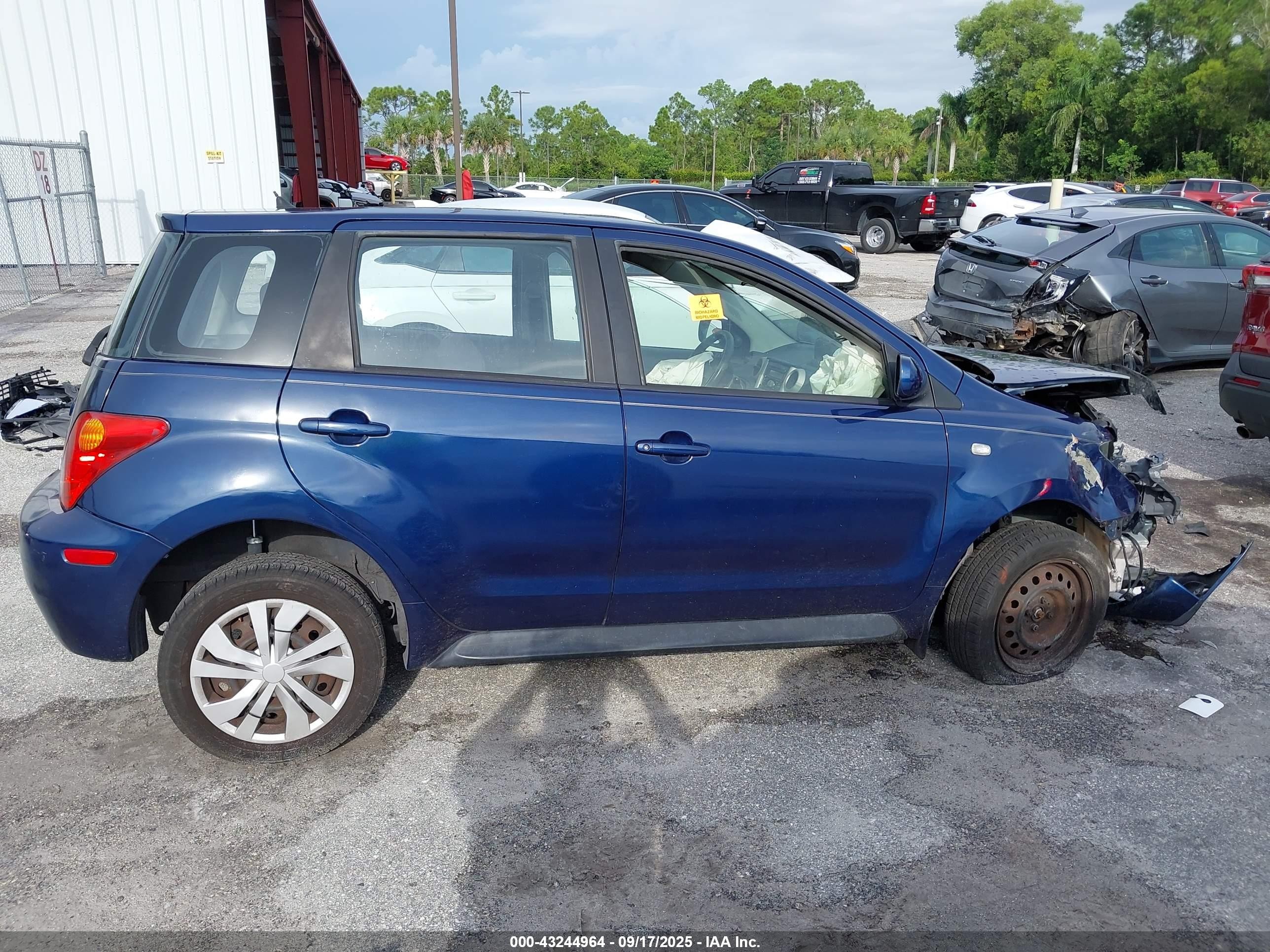2005 Scion Xa   Blue vin: JTKKT624650114099