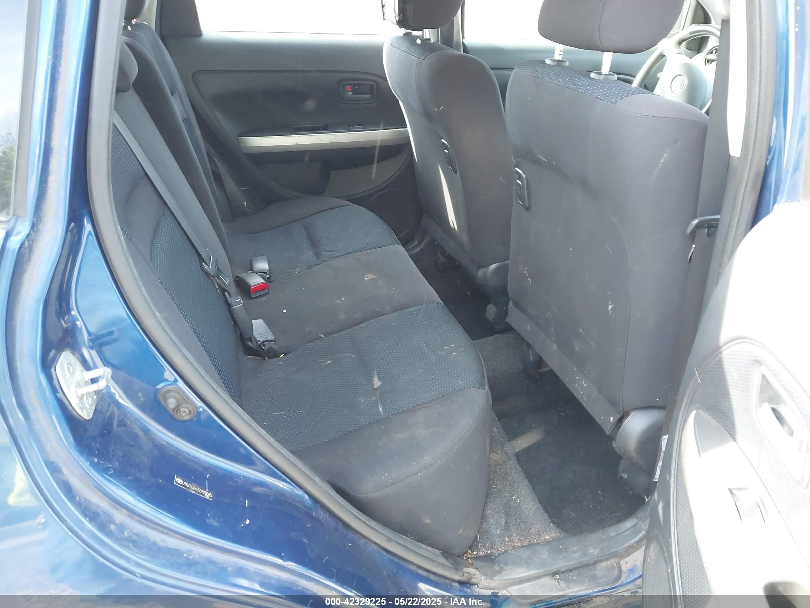 2005 Scion Xa   Blue vin: JTKKT624650123045