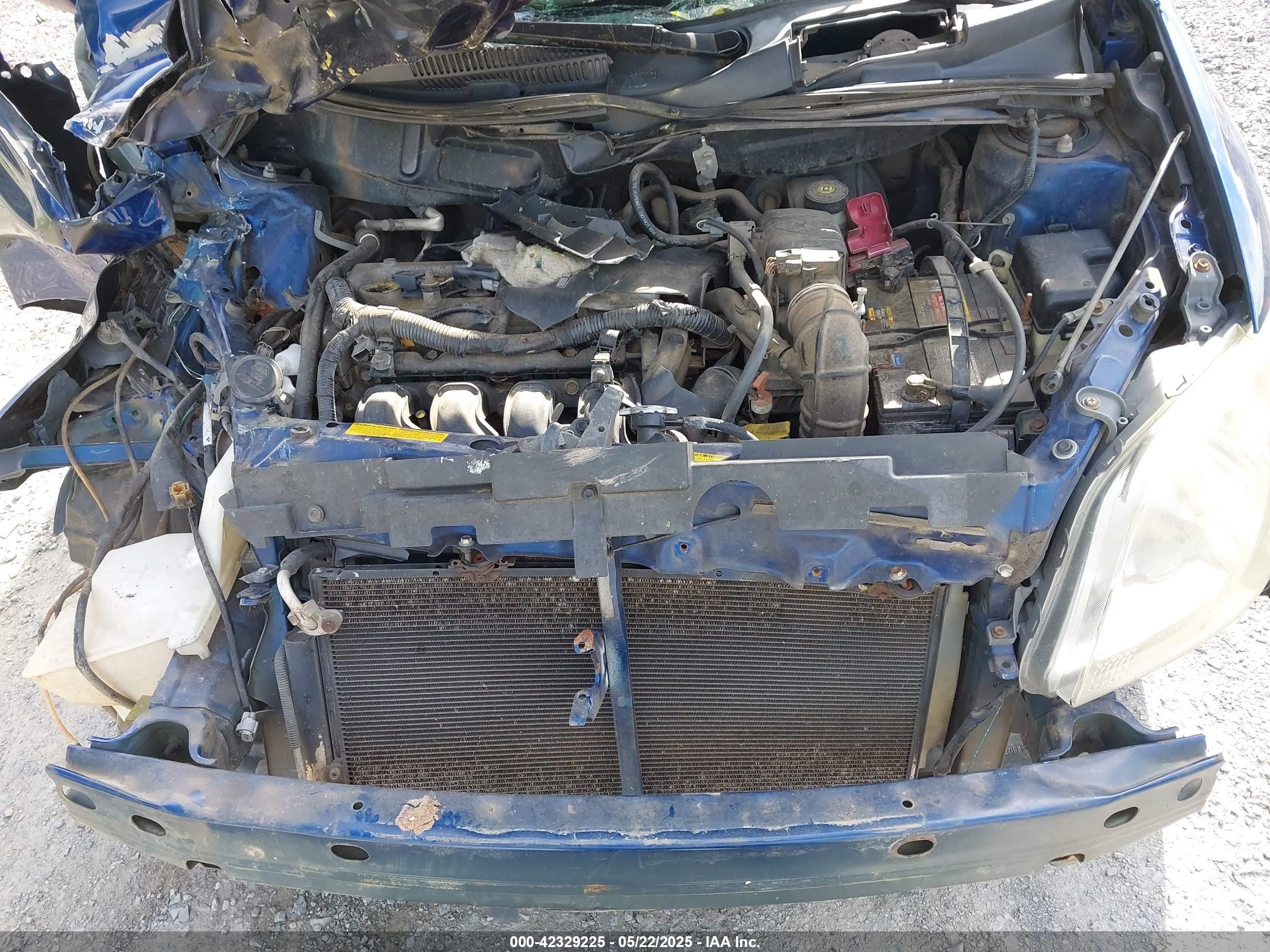 2005 Scion Xa   Blue vin: JTKKT624650123045