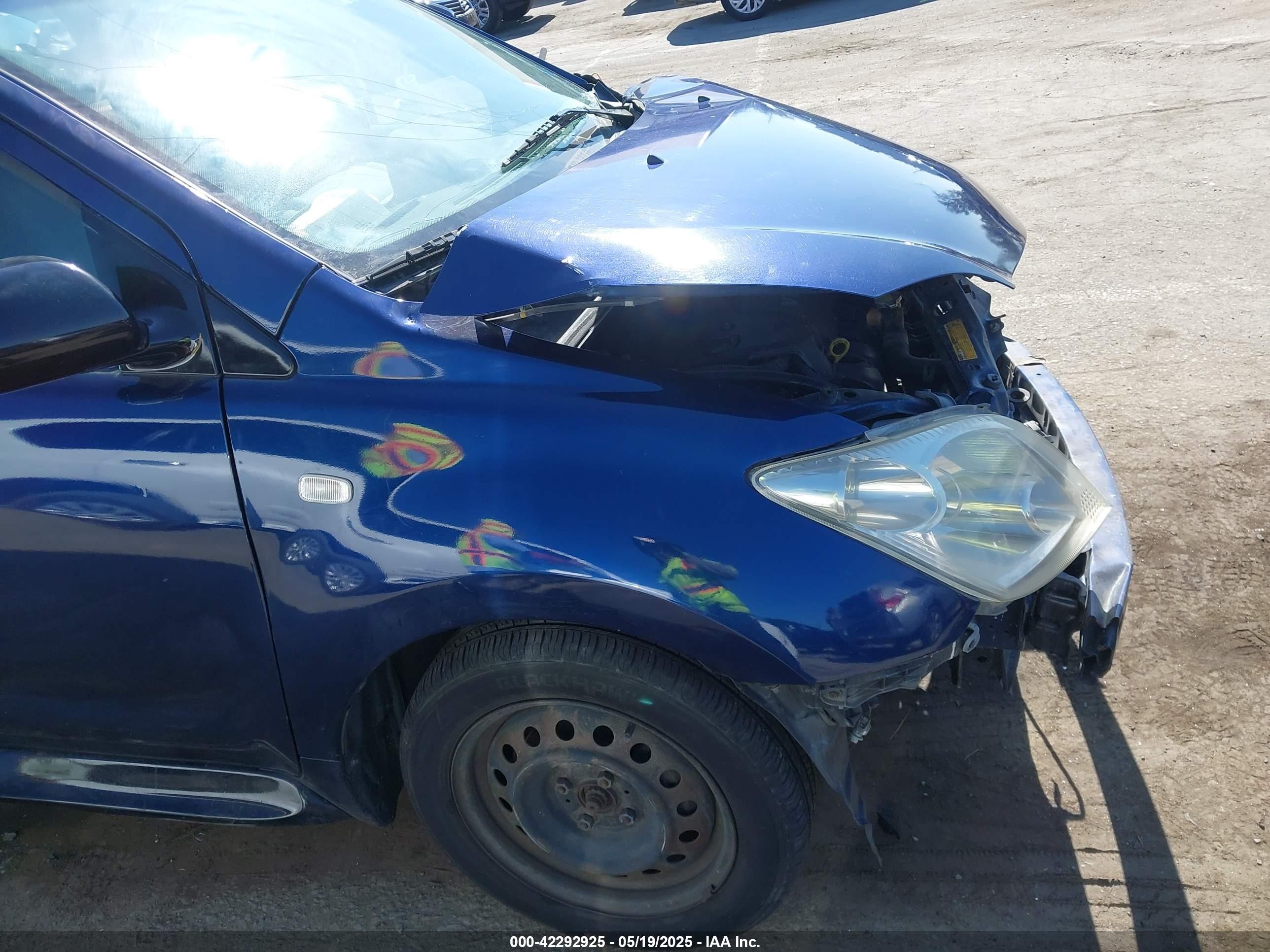 2005 Scion Xa   Blue vin: JTKKT624950109902