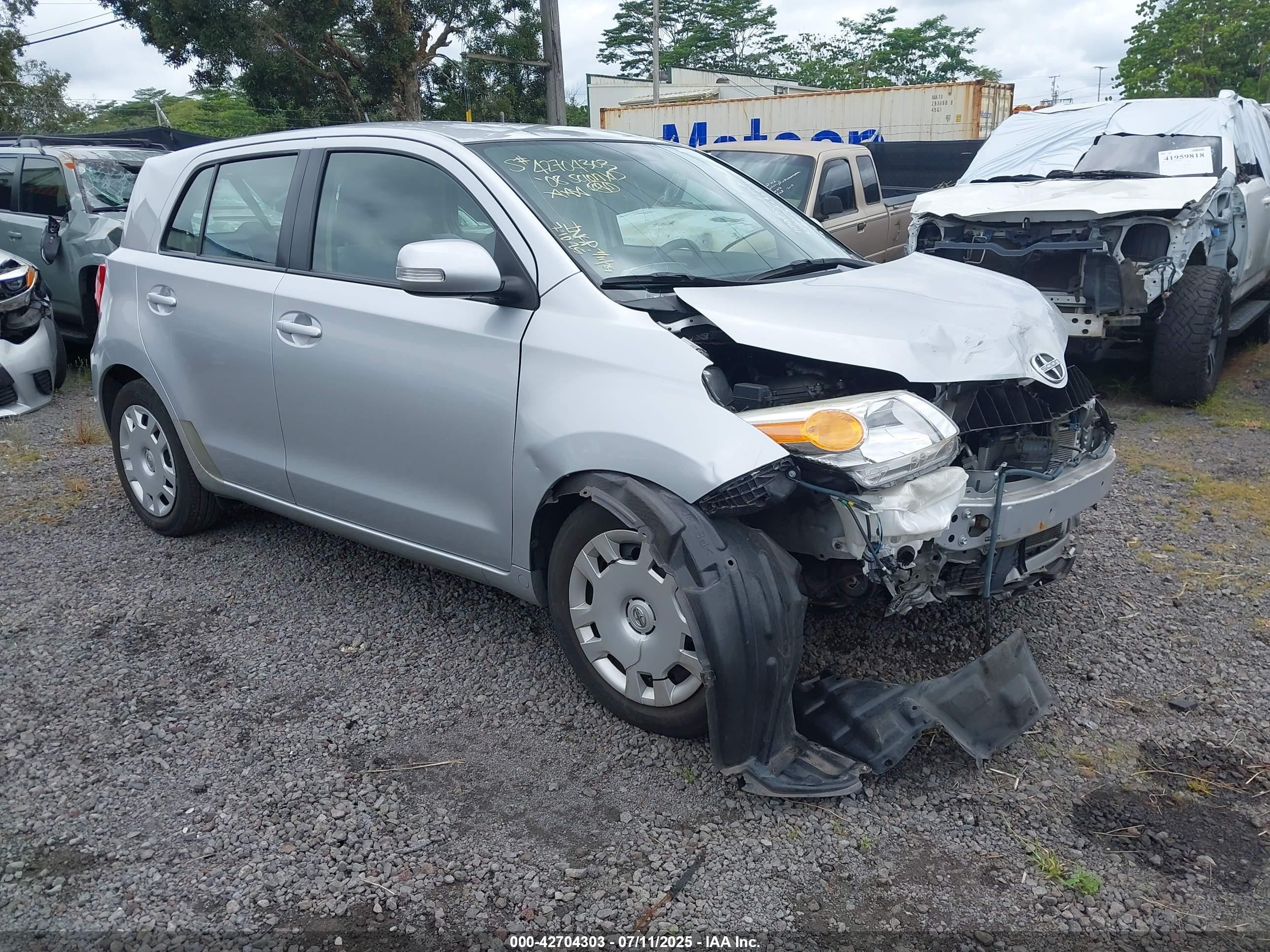 2008 Scion Xd   Silver vin: JTKKU10418J021508