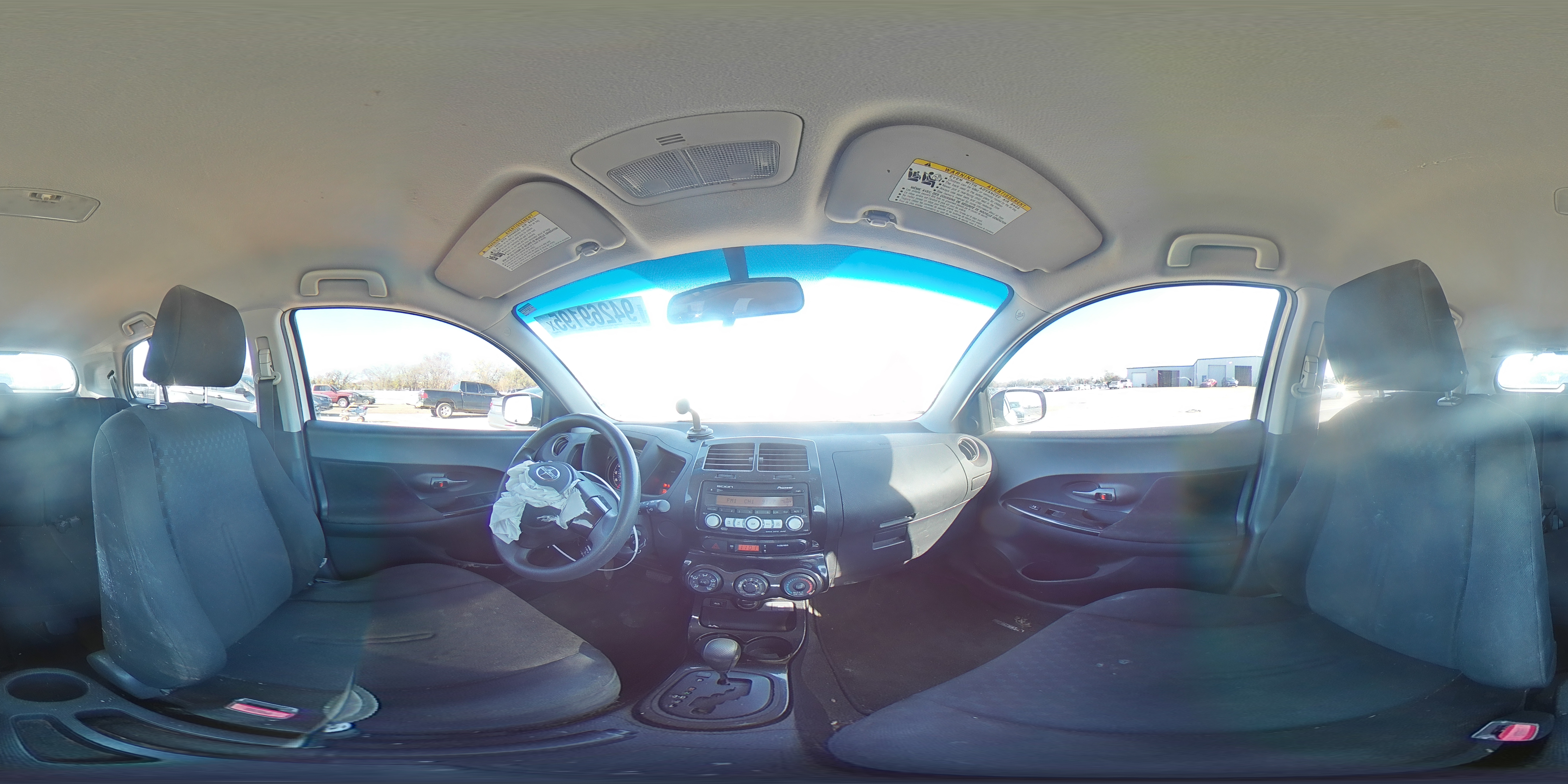 2009 Toyota Scion Xd White vin: JTKKU10459J046543