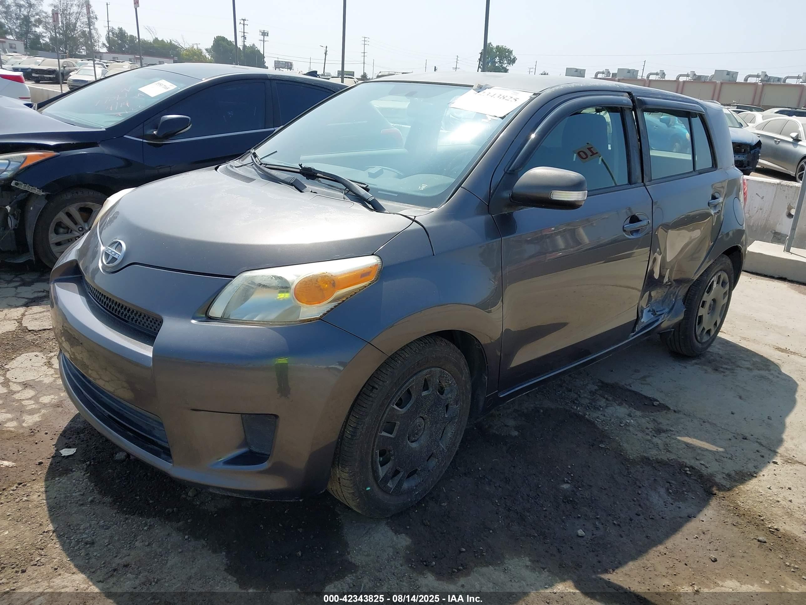 2008 Scion Xd   Gray vin: JTKKU10468J015199