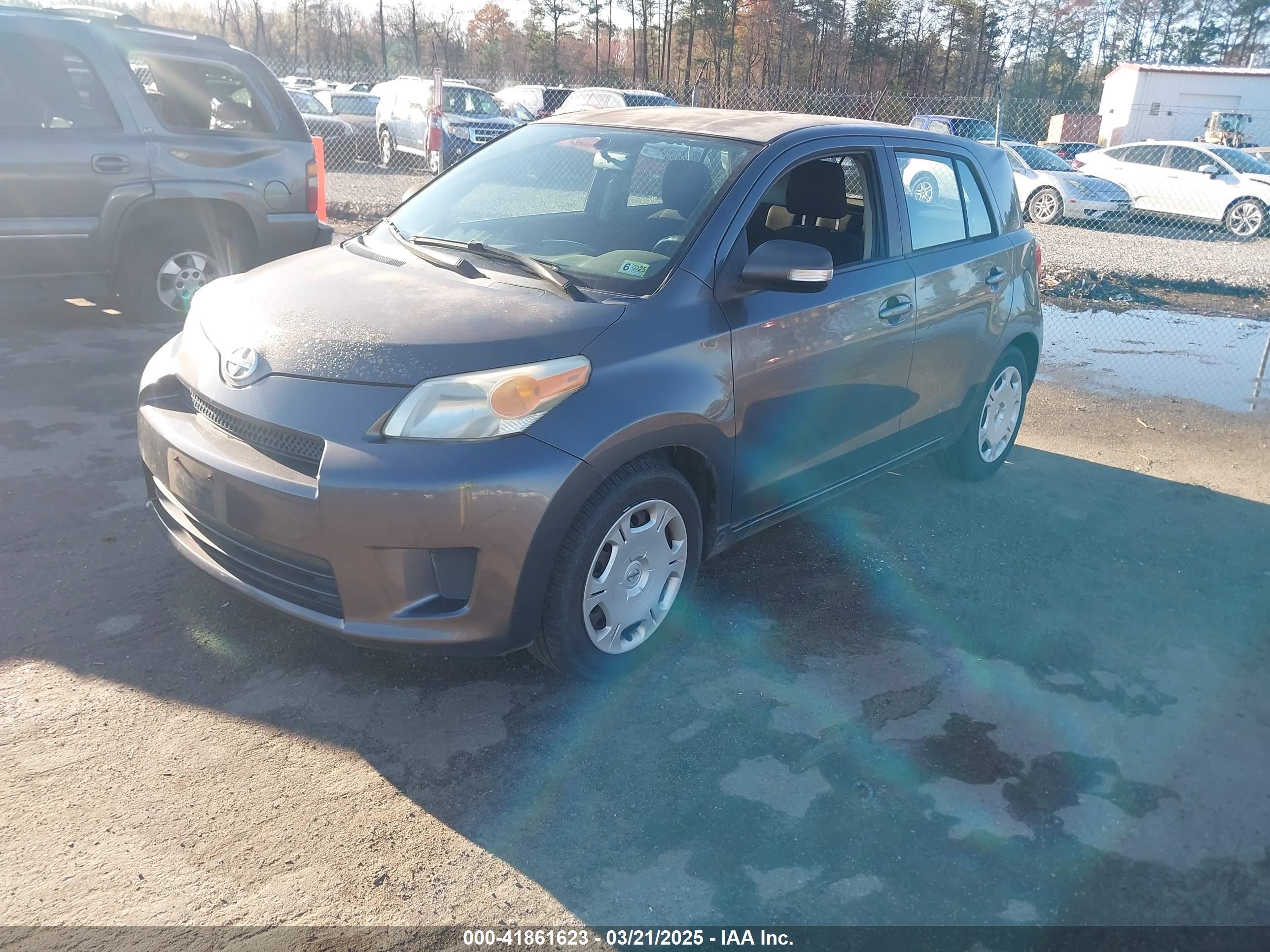2008 Scion Xd   Gray vin: JTKKU10468J023769