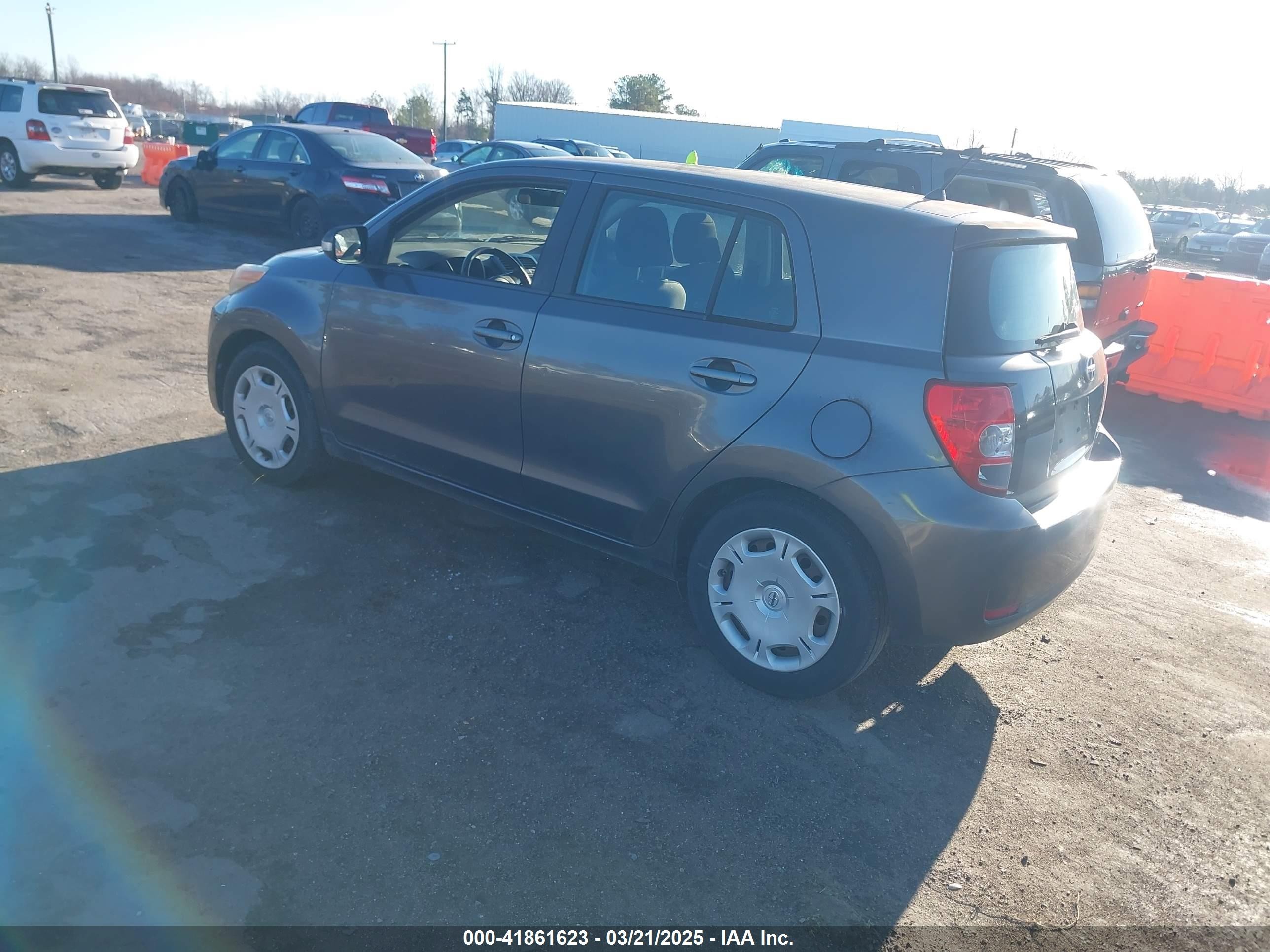 2008 Scion Xd   Gray vin: JTKKU10468J023769
