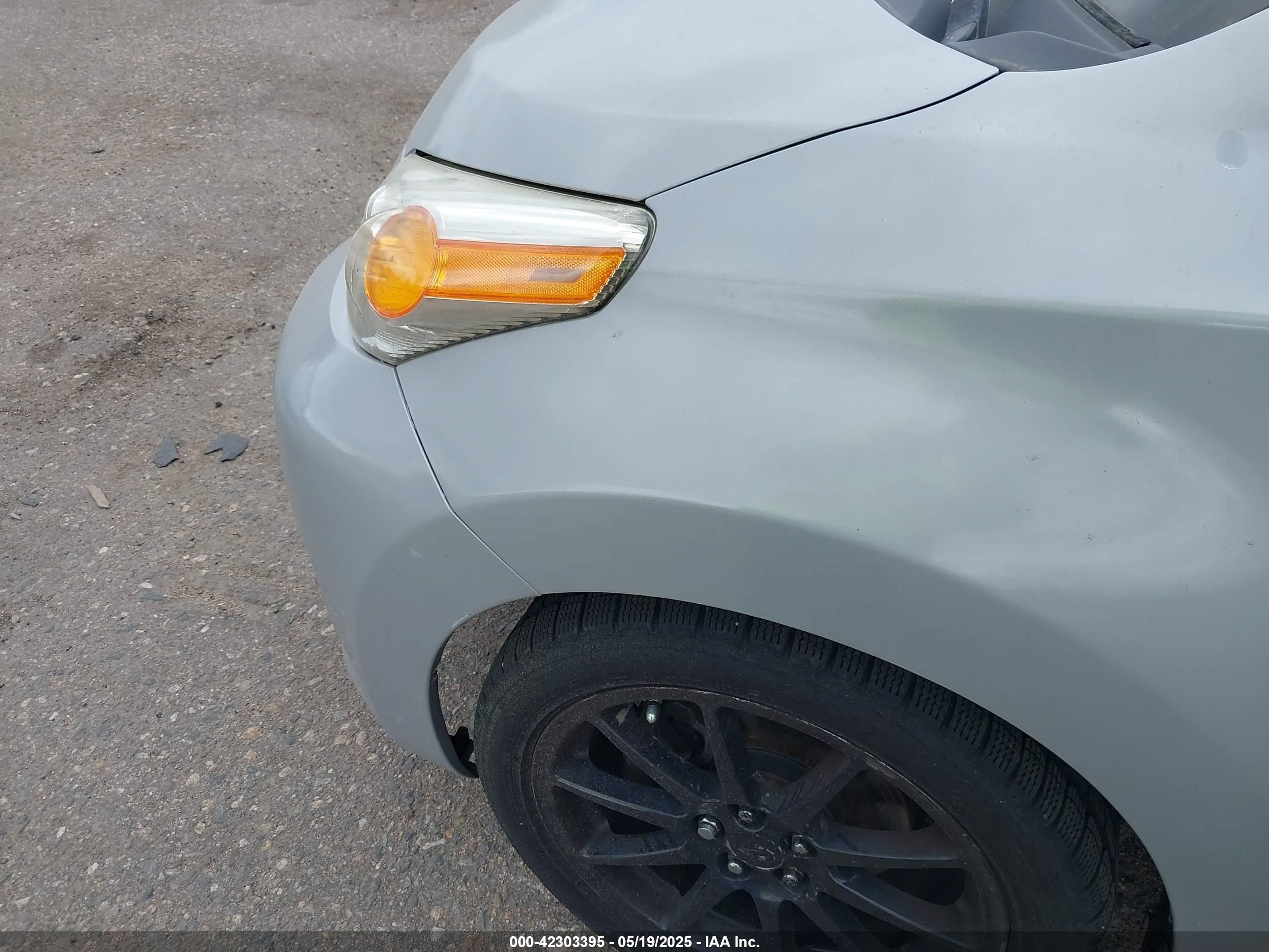 2008 Scion Xd   Silver vin: JTKKU10478J026048