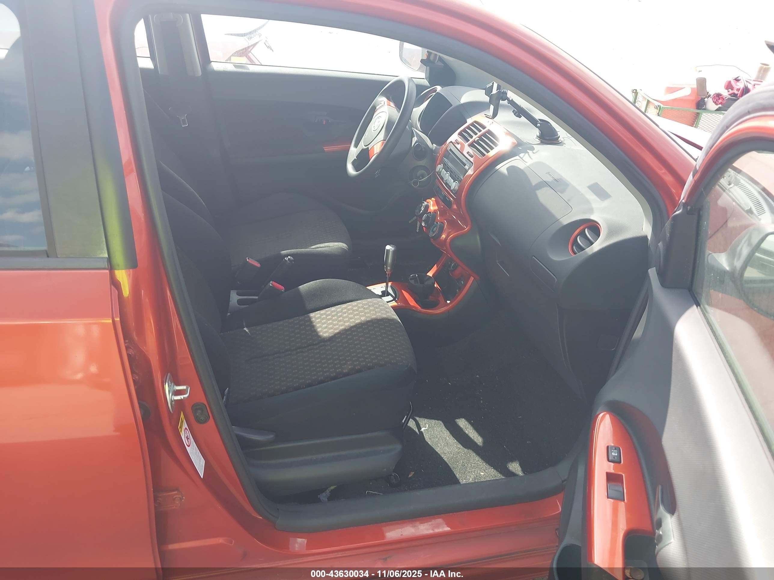 2008 Toyota Scion Xd   Orange vin: JTKKU10478J030794