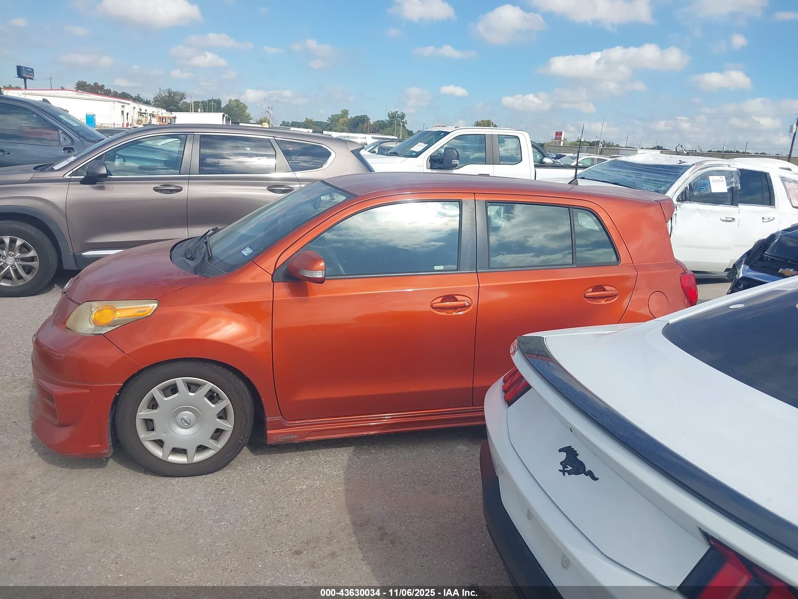 2008 Toyota Scion Xd   Orange vin: JTKKU10478J030794