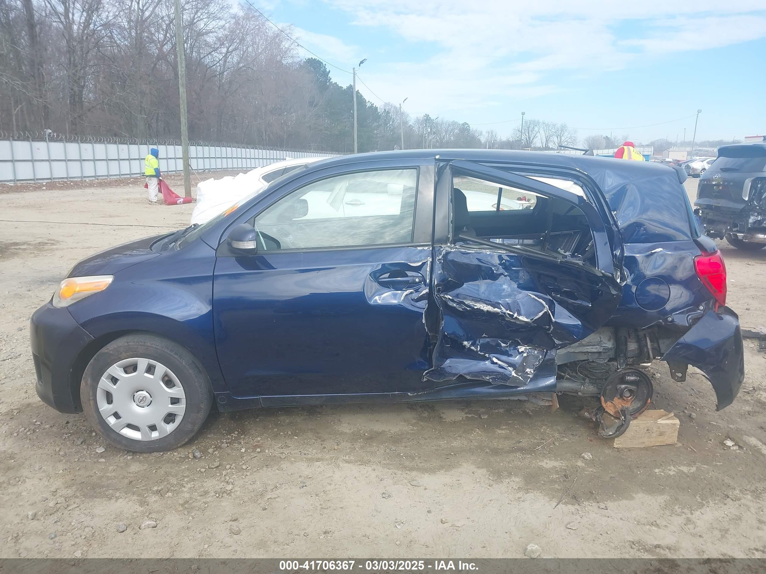 2008 Scion Xd   Dark Blue vin: JTKKU10488J016547