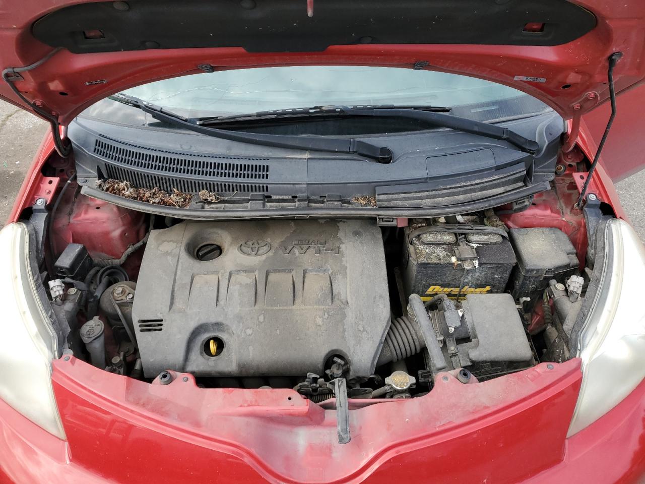 2011 Toyota Scion Xd Red vin: JTKKU4B40B1014085