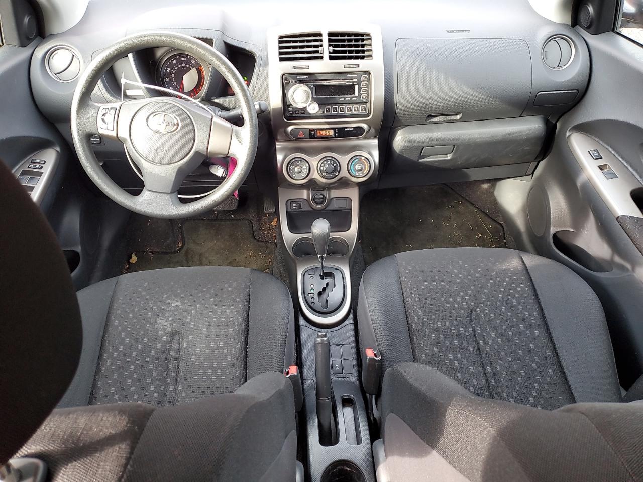 2011 Toyota Scion Xd Red vin: JTKKU4B40B1014572