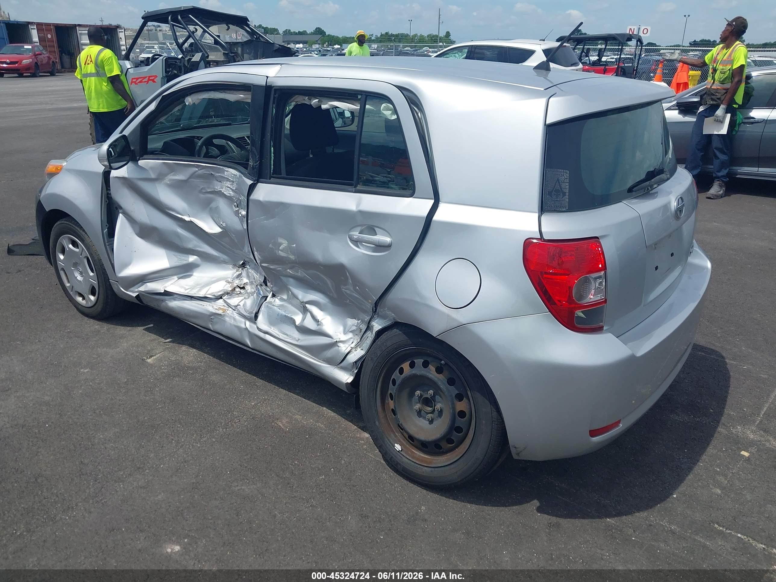 2012 Scion Xd   Silver vin: JTKKU4B41C1015618