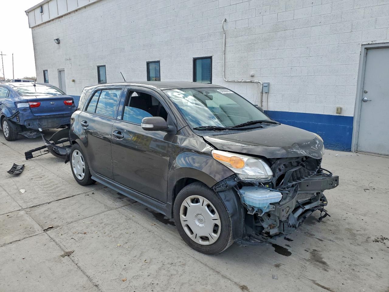 2011 Toyota Scion Xd Brown vin: JTKKU4B44B1009908