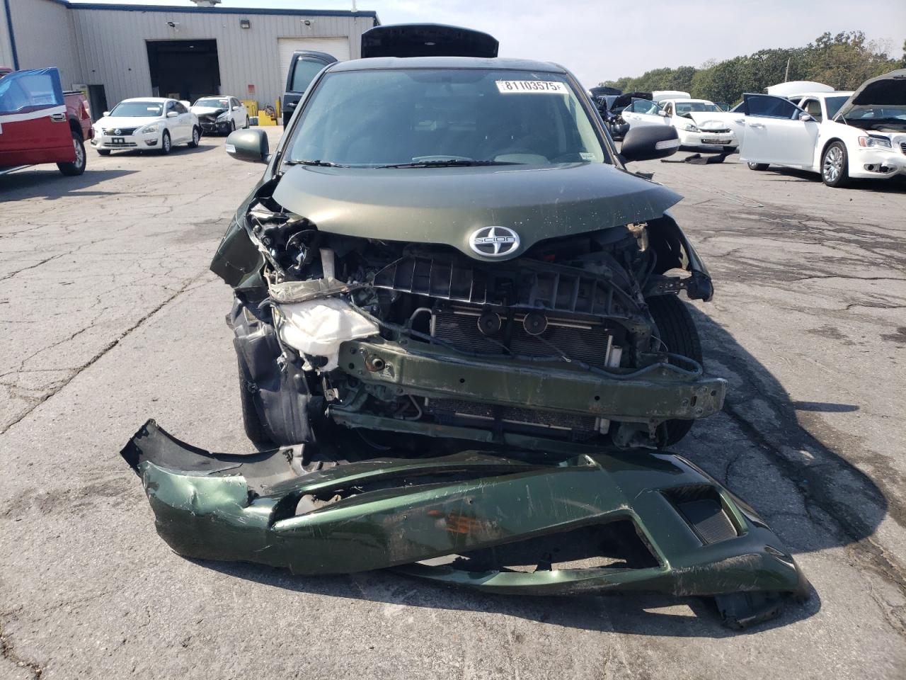 2011 Toyota Scion Xd Зеленый vin: JTKKU4B45B1010274