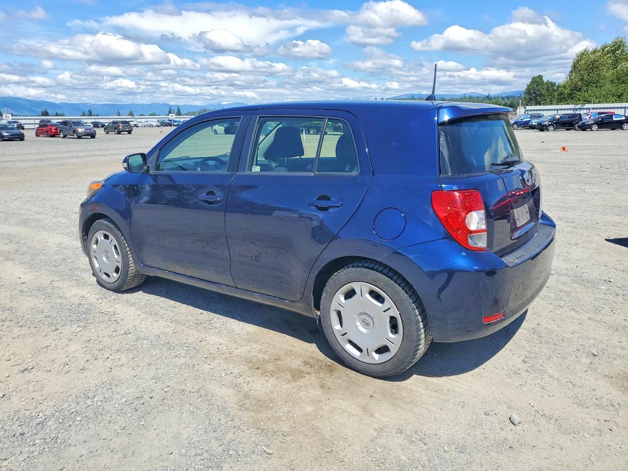 2014 Toyota Scion Xd Blue vin: JTKKUPB42E1042282