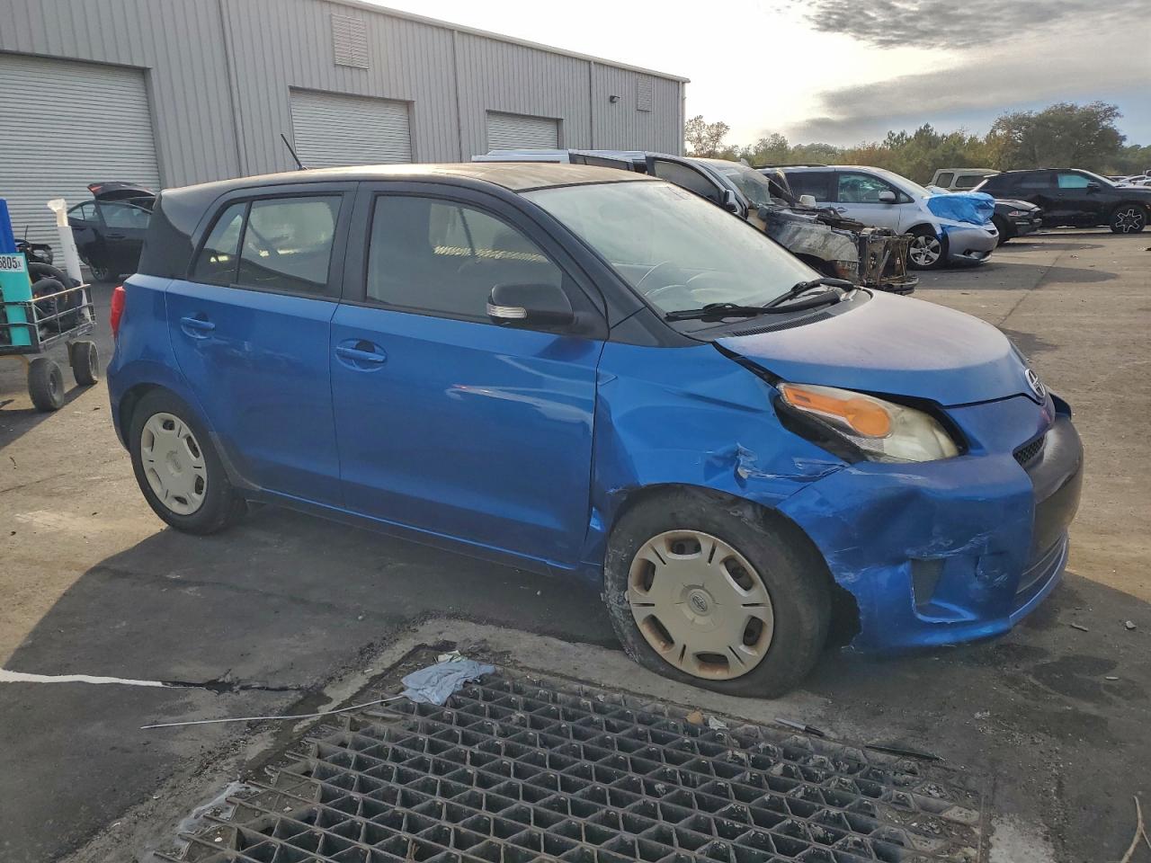 2013 Toyota Scion Xd Blue vin: JTKKUPB43D1029605