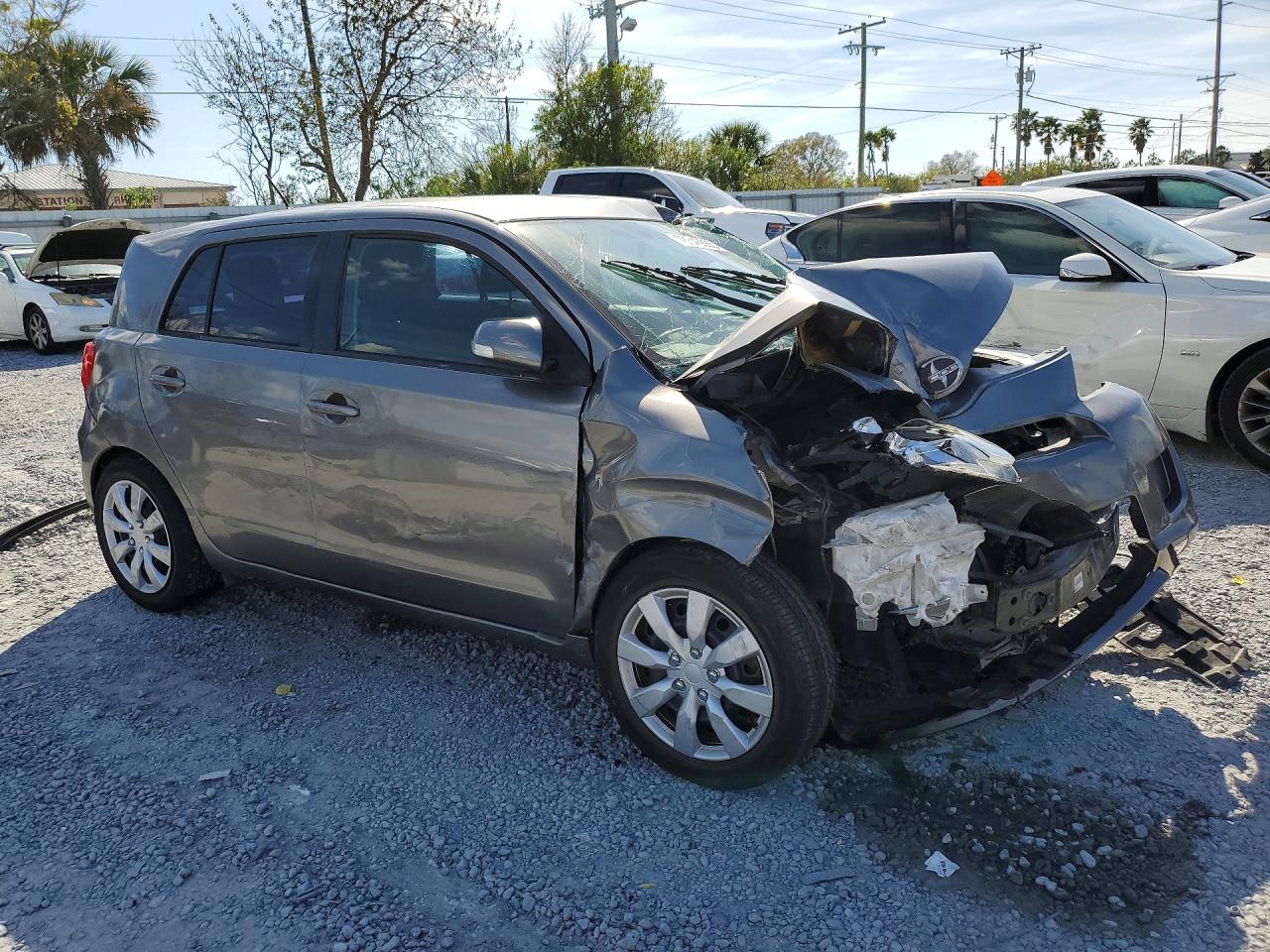 2013 Toyota Scion Xd Gray vin: JTKKUPB44D1032917