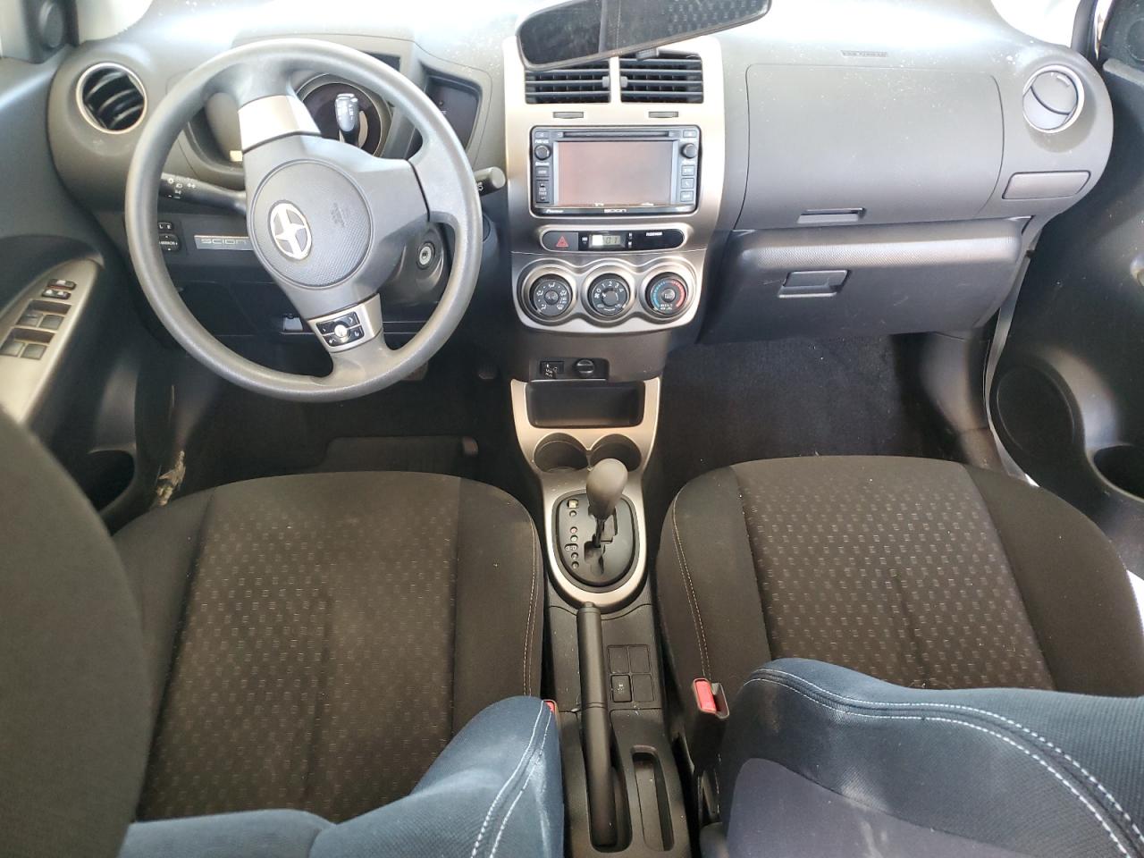 2013 Toyota Scion Xd Silver vin: JTKKUPB46D1037424