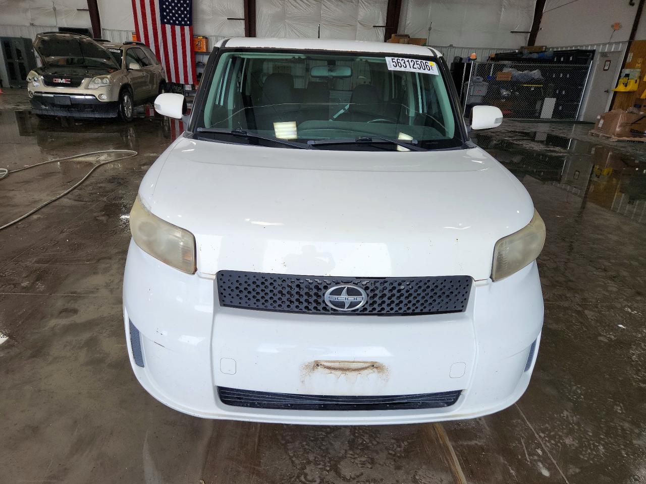 2008 Toyota Scion Xb White vin: JTLKE50E081014607