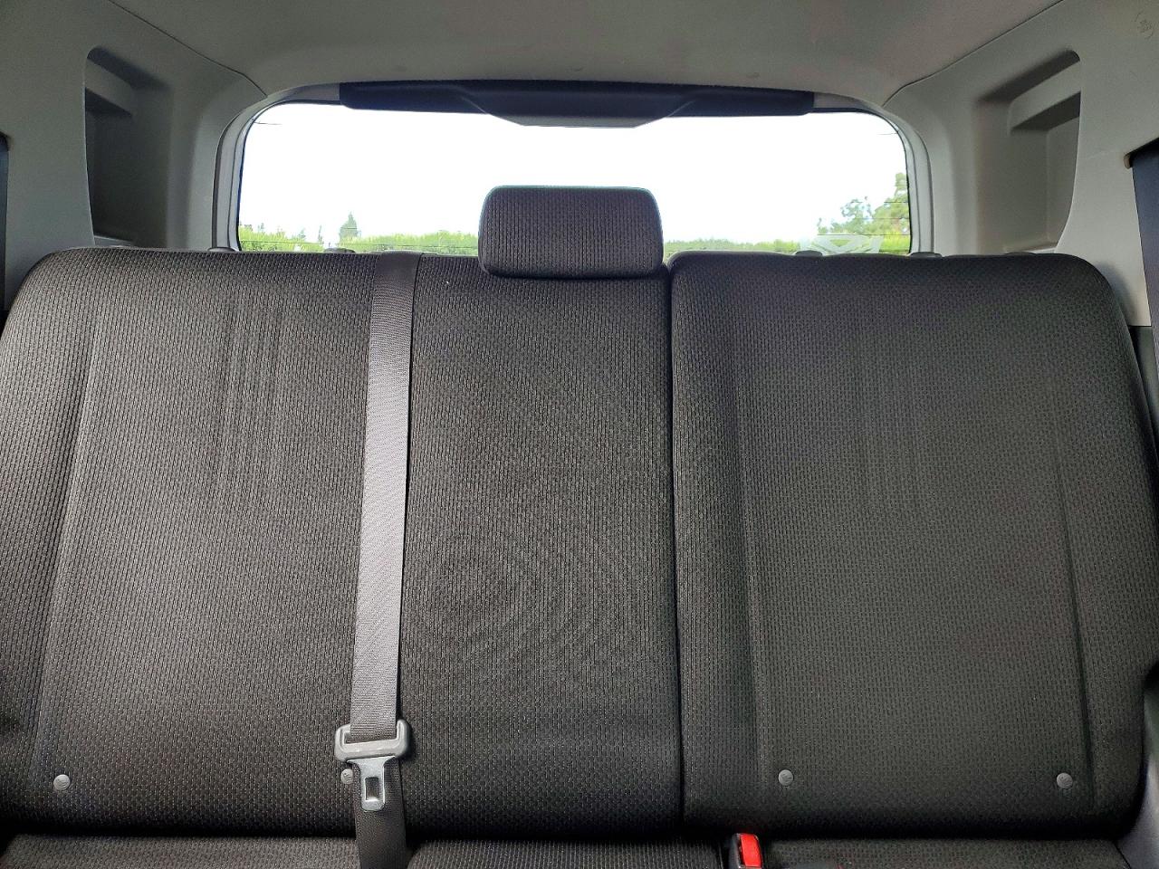 2008 Toyota Scion Xb Silver vin: JTLKE50E081032945