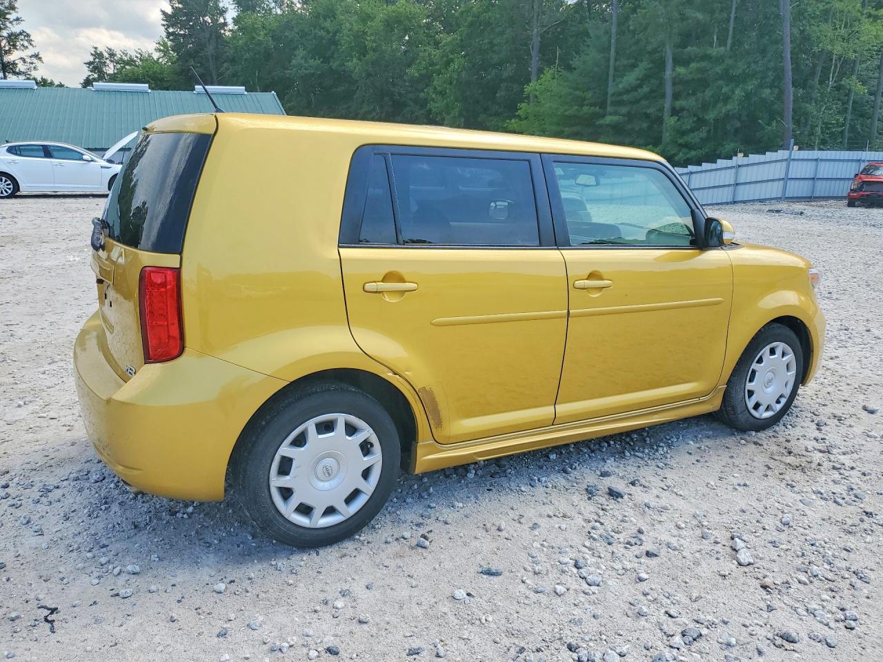 2008 Toyota Scion Xb Yellow vin: JTLKE50E081058302