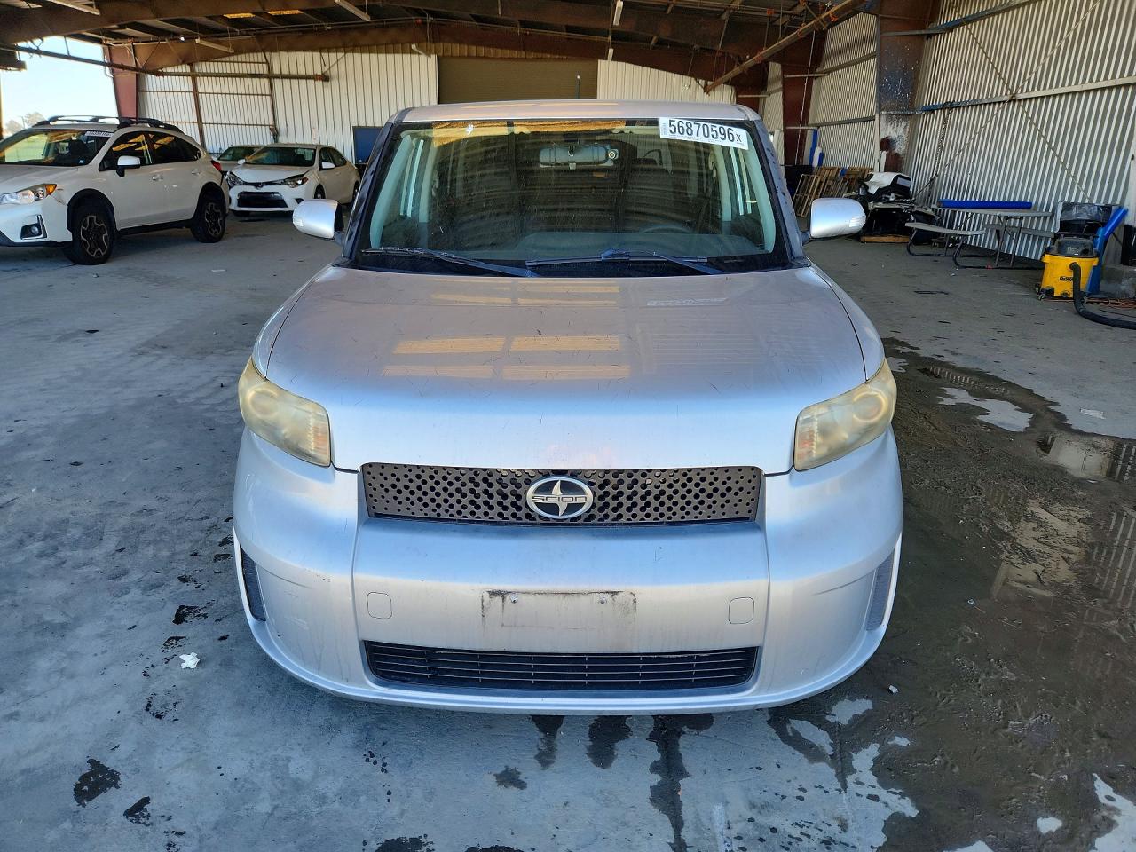2009 Toyota Scion Xb Silver vin: JTLKE50E091065705