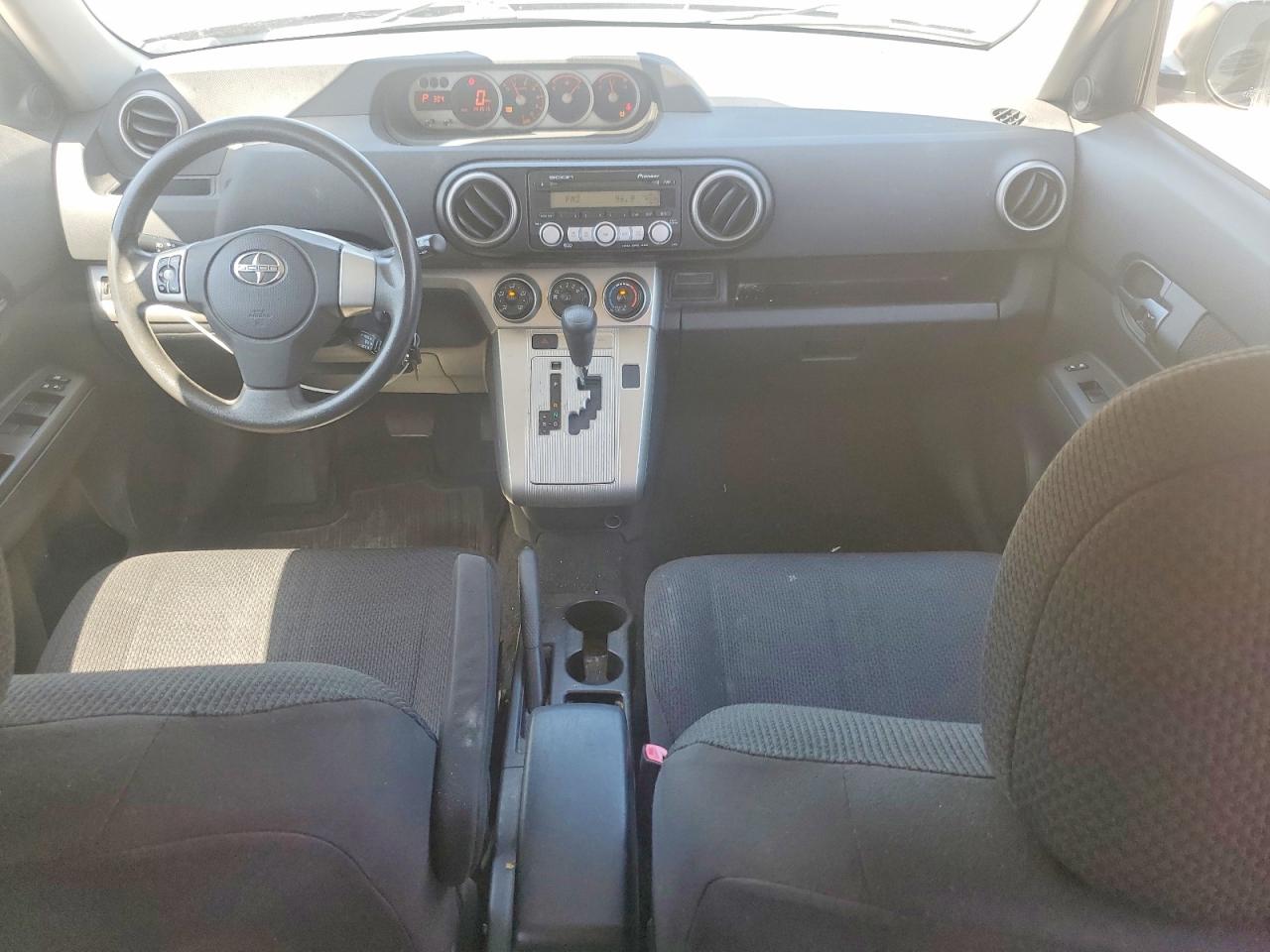 2008 Toyota Scion Xb Blue vin: JTLKE50E181009836