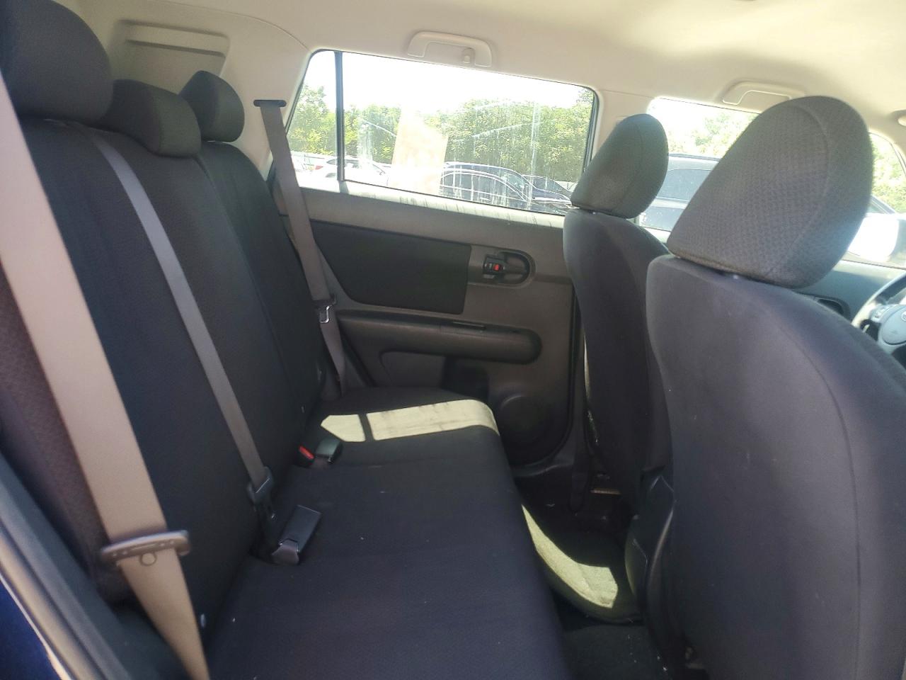 2008 Toyota Scion Xb Blue vin: JTLKE50E181009836