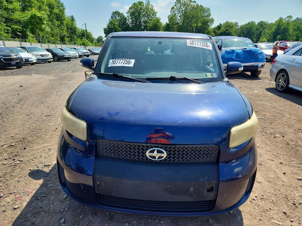 2008 Toyota Scion Xb Blue vin: JTLKE50E281040108