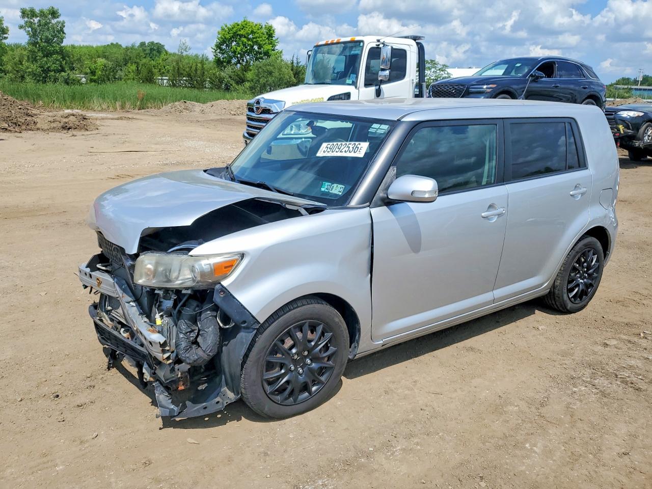 2008 Toyota Scion Xb Серебряный vin: JTLKE50E381049755