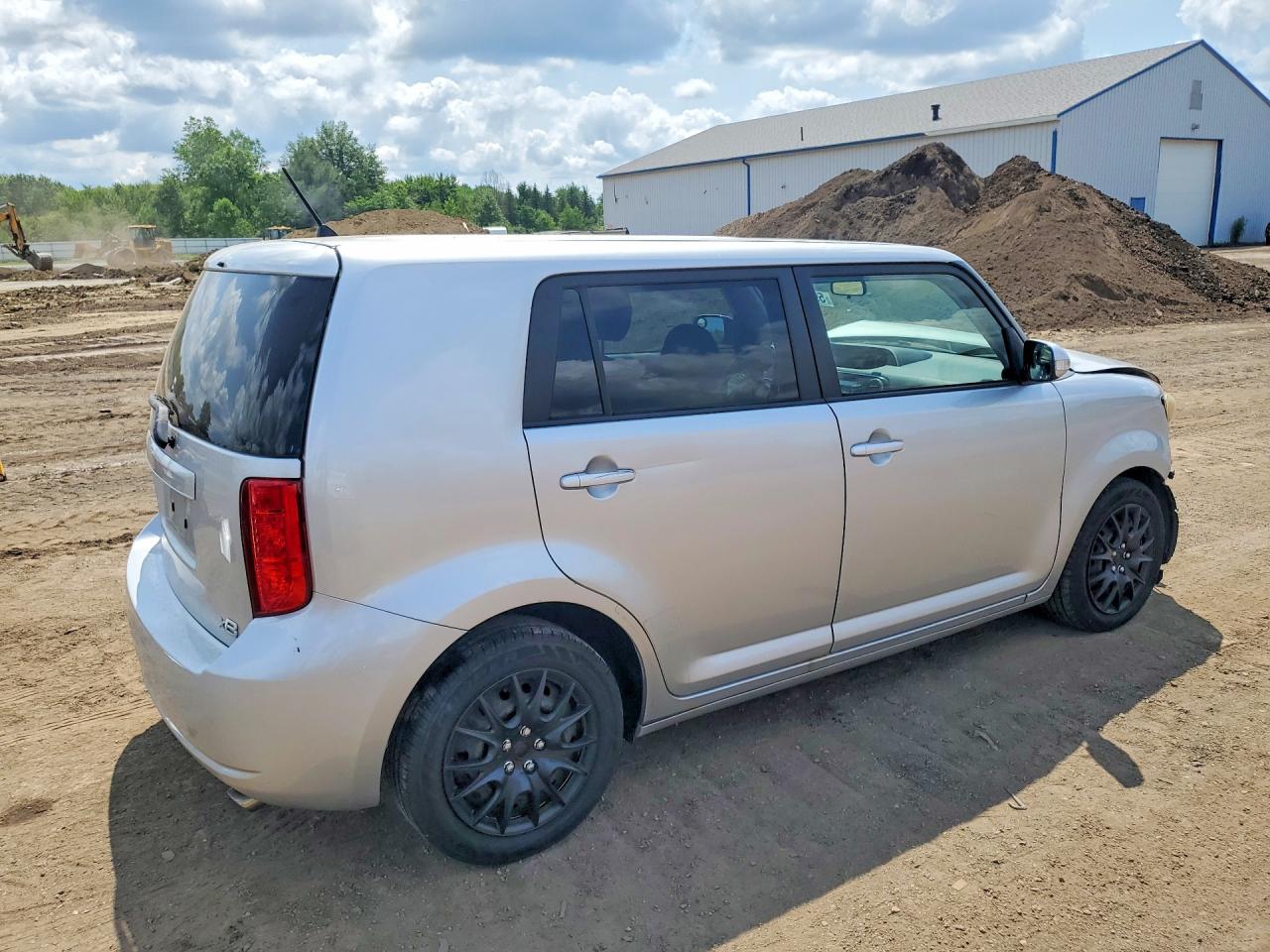 2008 Toyota Scion Xb Silver vin: JTLKE50E381049755