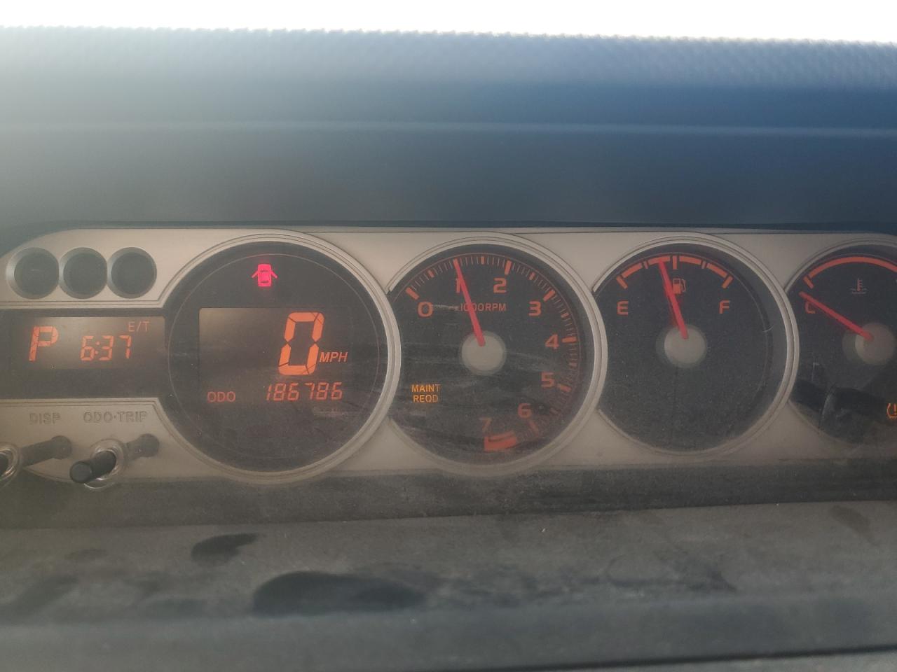 2009 Toyota Scion Xb Серебряный vin: JTLKE50E491083236