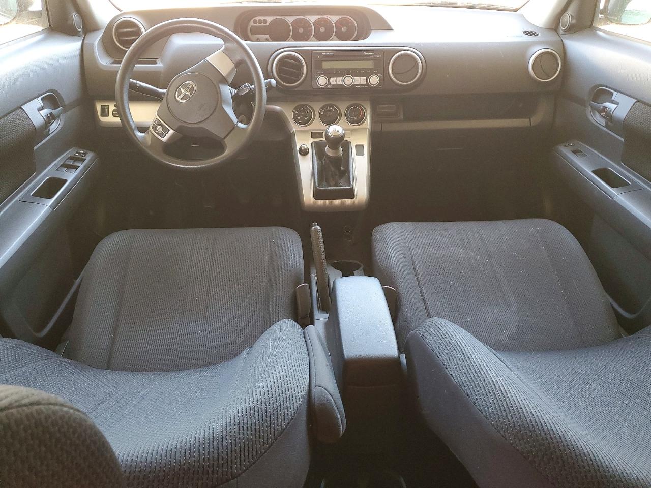 2008 Toyota Scion Xb Белый vin: JTLKE50E581016255