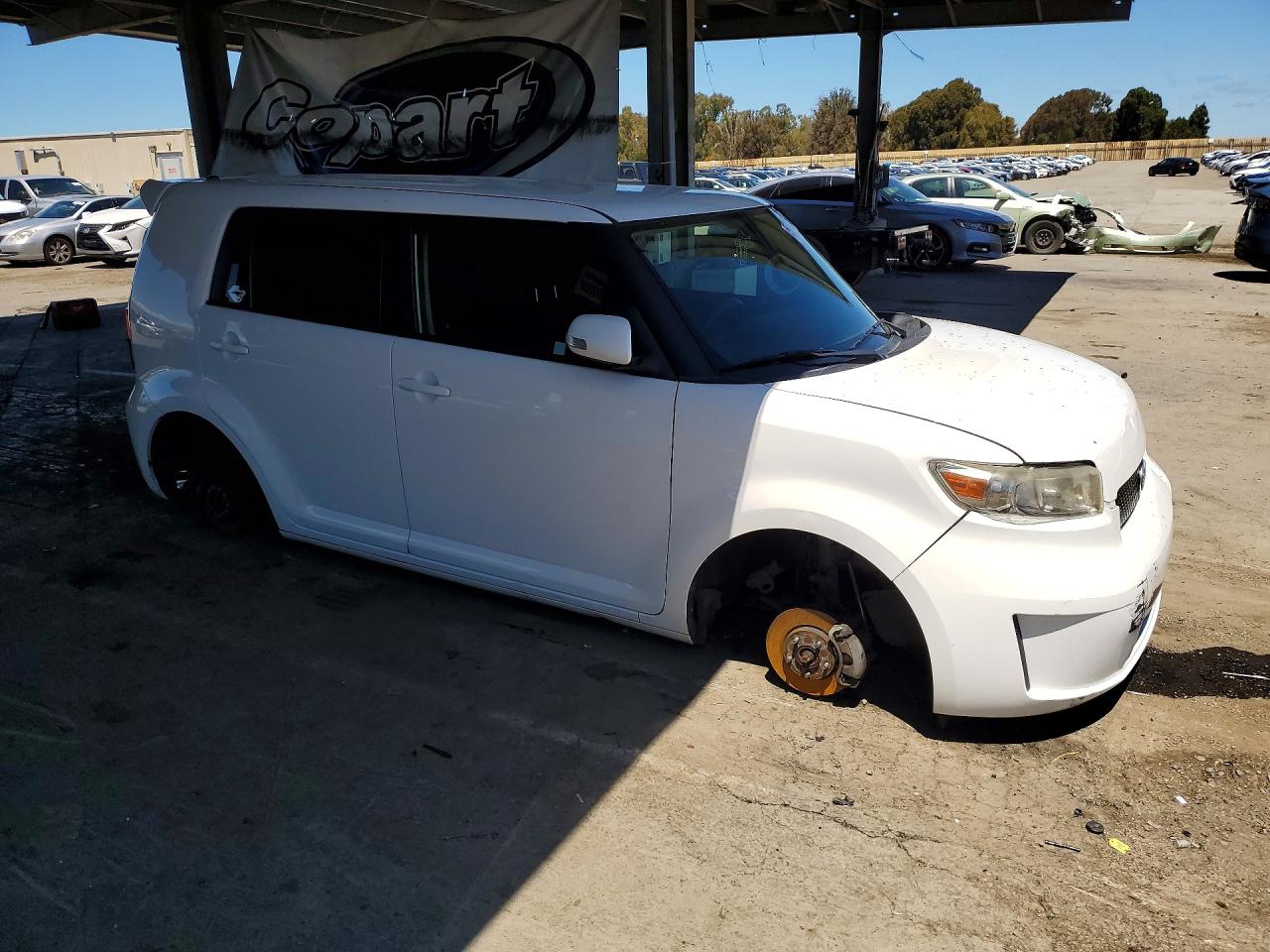 2008 Toyota Scion Xb Белый vin: JTLKE50E581016255