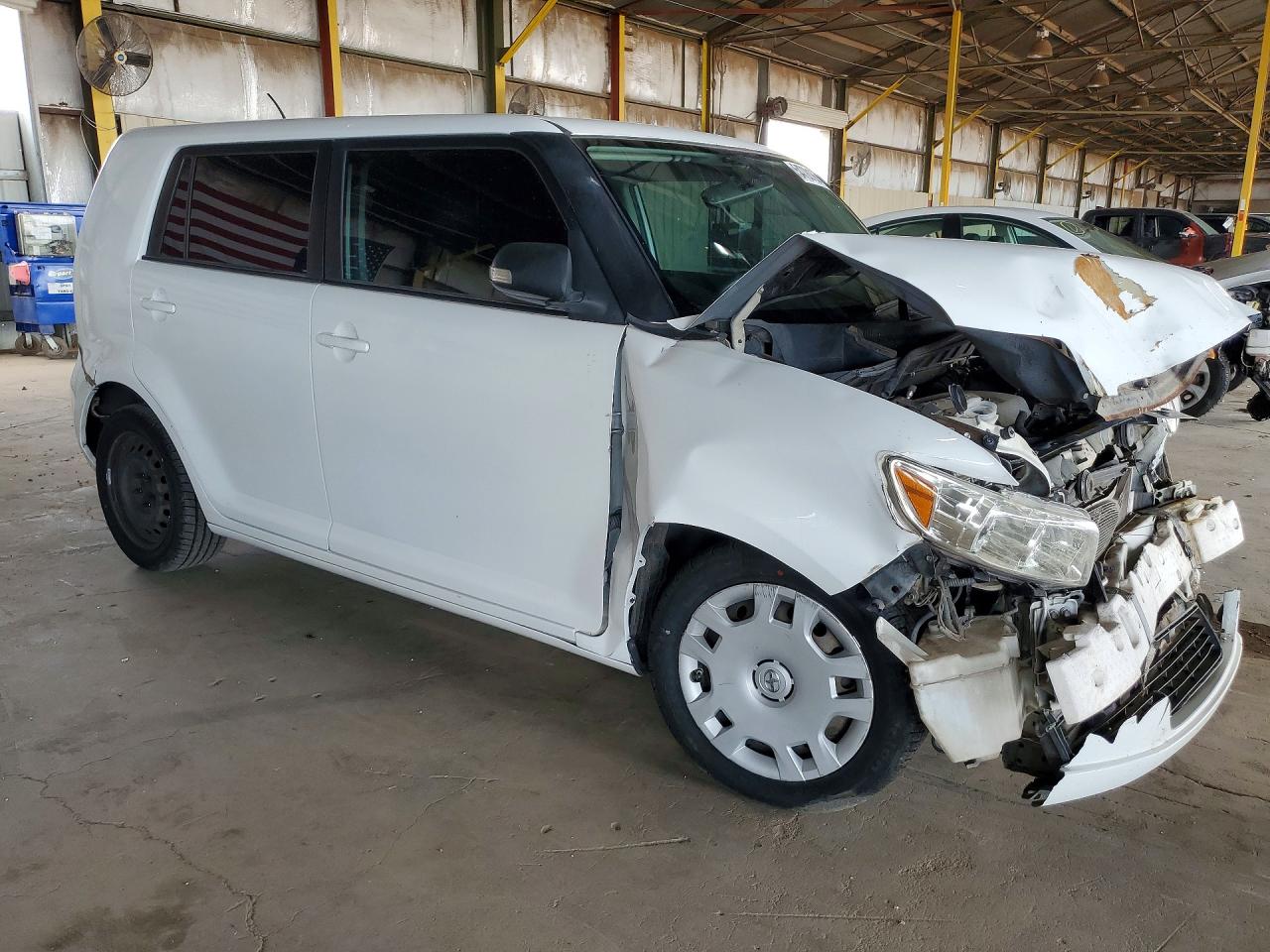 2008 Toyota Scion Xb Белый vin: JTLKE50E581042385