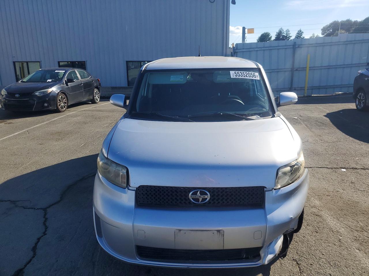 2009 Toyota Scion Xb Silver vin: JTLKE50E591086520