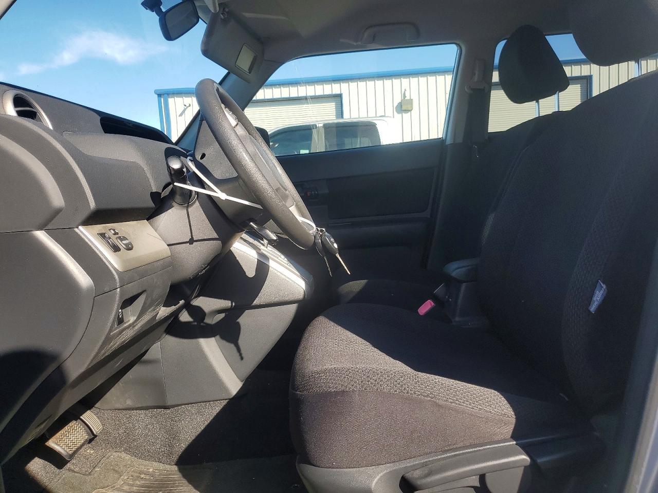 2009 Toyota Scion Xb Silver vin: JTLKE50E591086520