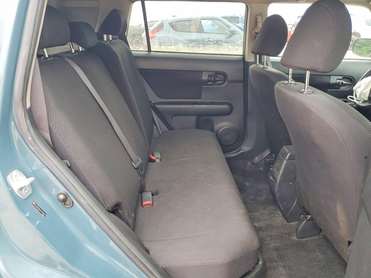 2008 Toyota Scion Xb Blue vin: JTLKE50E681000677