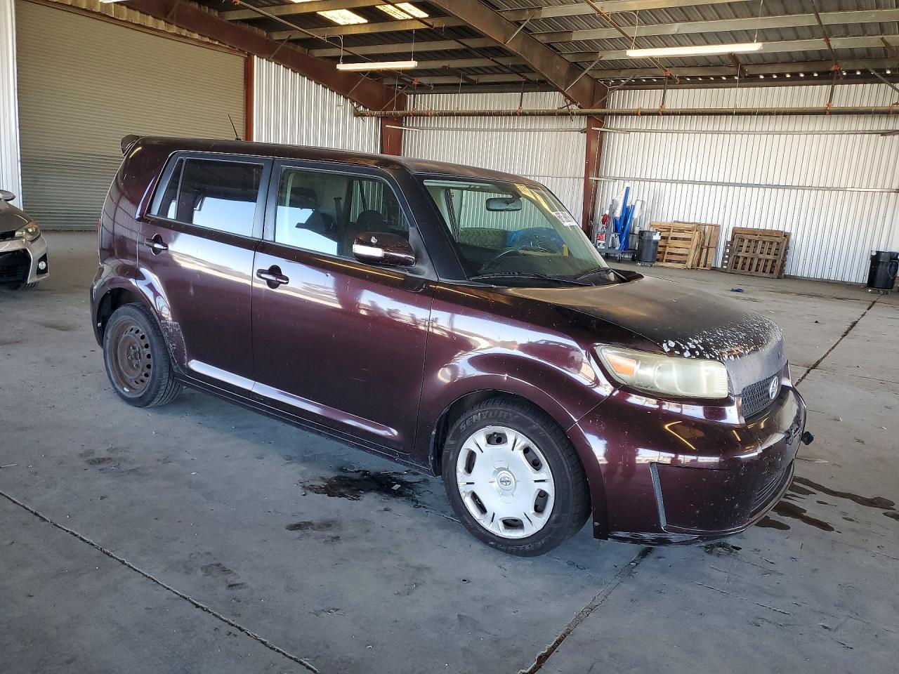 2008 Toyota Scion Xb Burgundy vin: JTLKE50E781040654