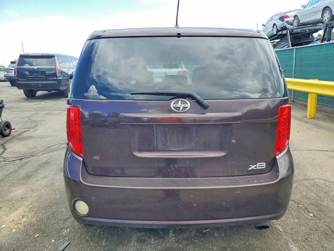 2009 Toyota Scion Xb Burgundy vin: JTLKE50E891090335
