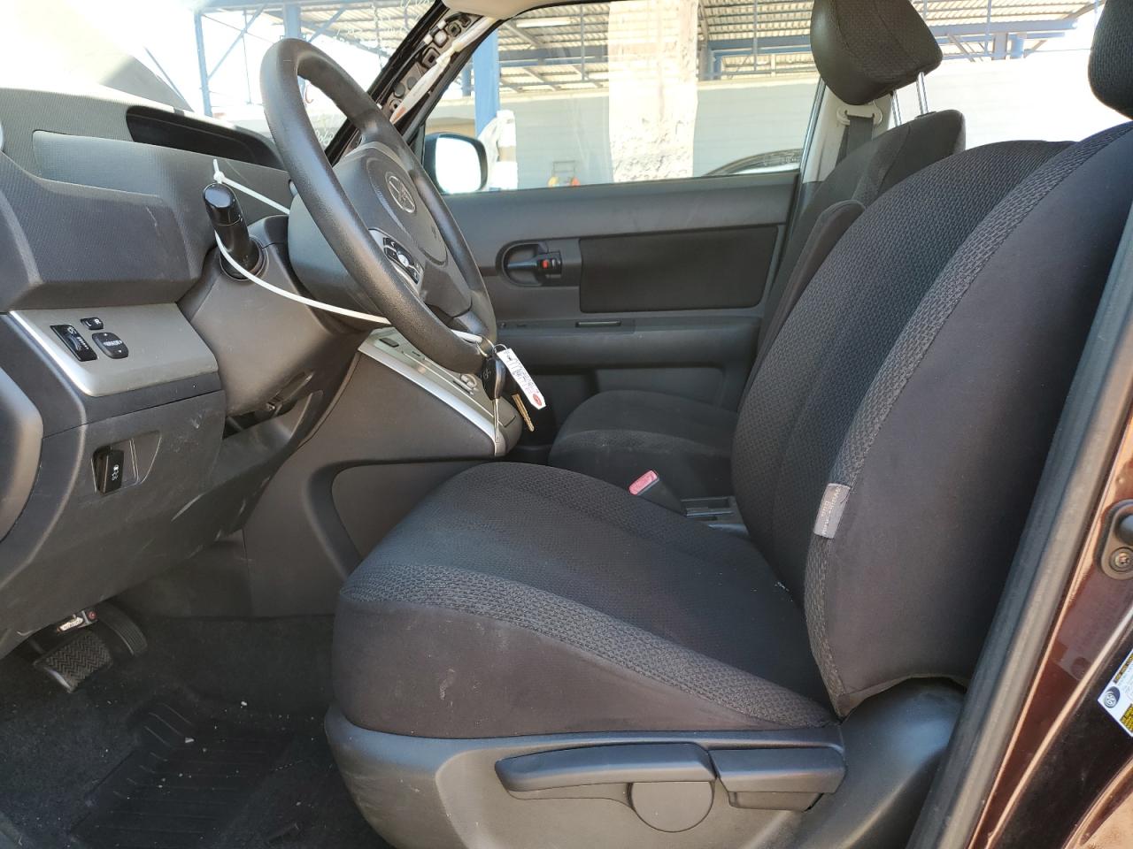 2009 Toyota Scion Xb   Brown vin: JTLKE50E891092926