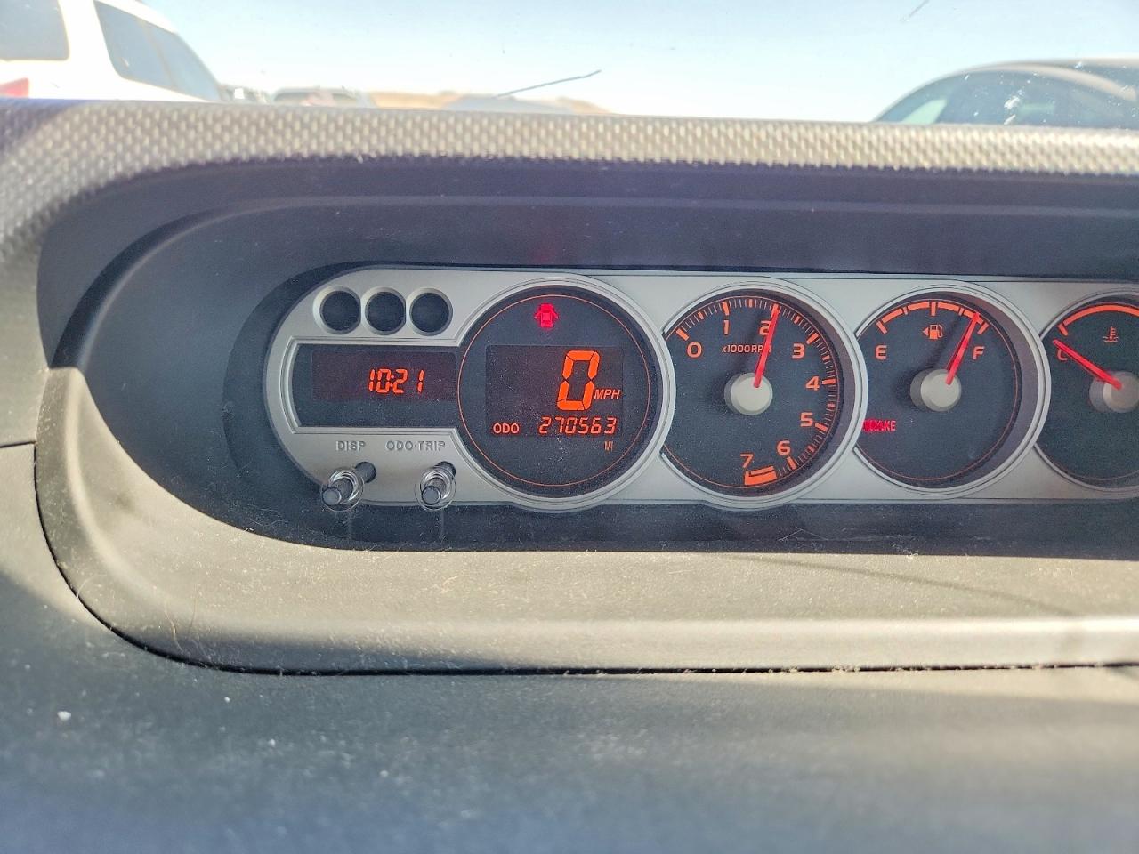 2008 Toyota Scion Xb White vin: JTLKE50E981003976